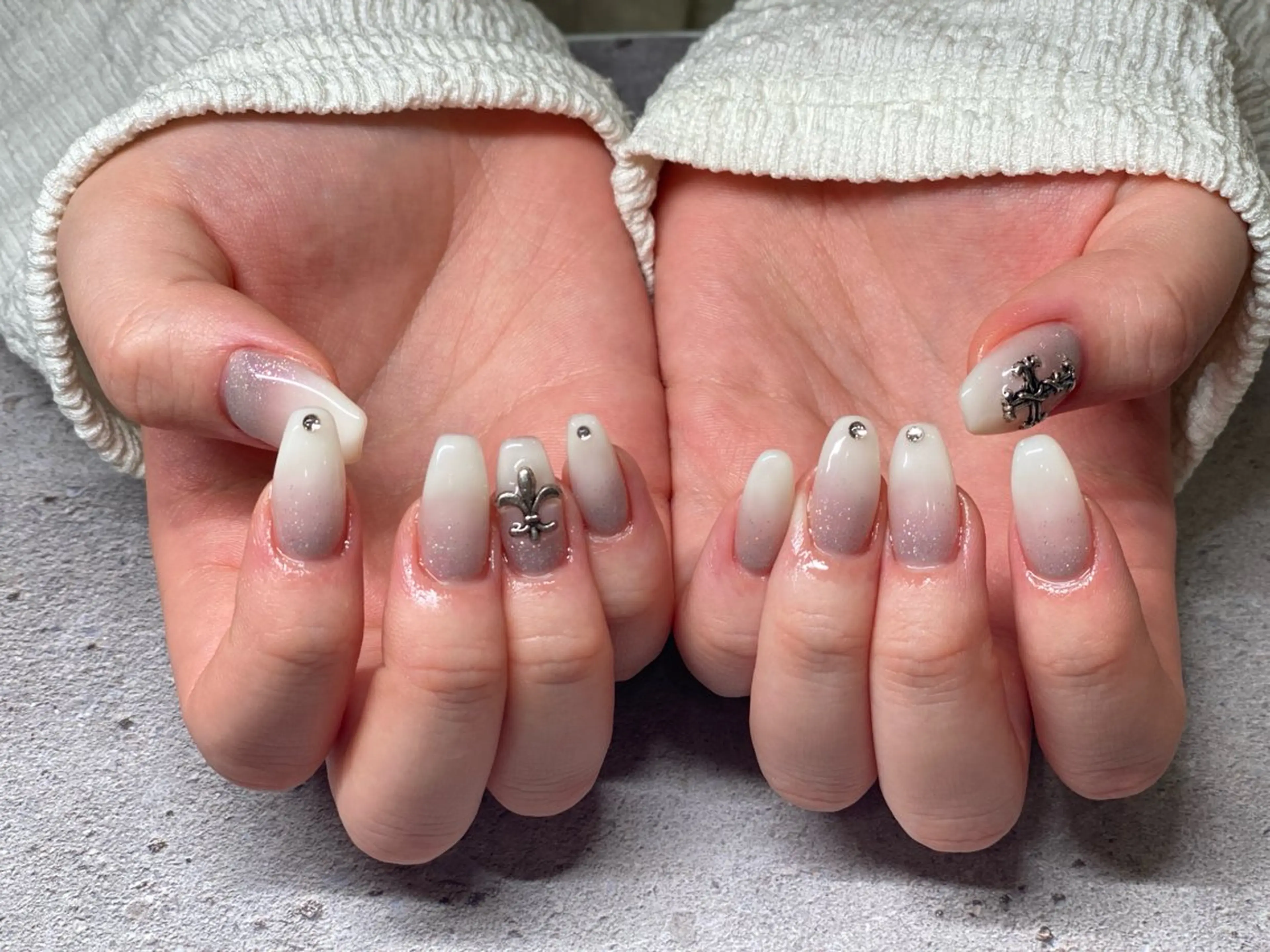 ネイル Latour onagiのネイルデザイン