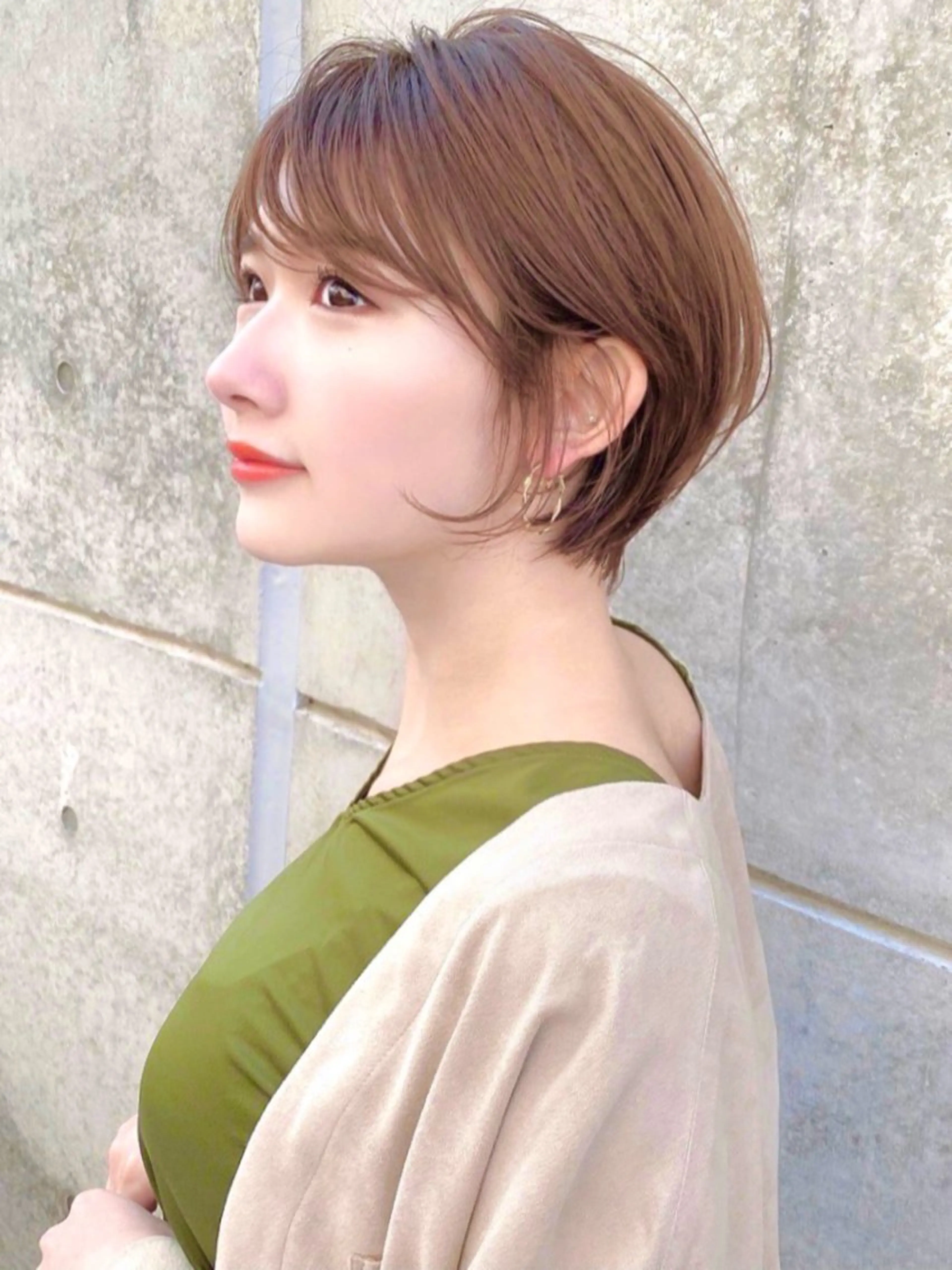 ショート レイヤー/ショート/ 山見陽のヘアスタイル