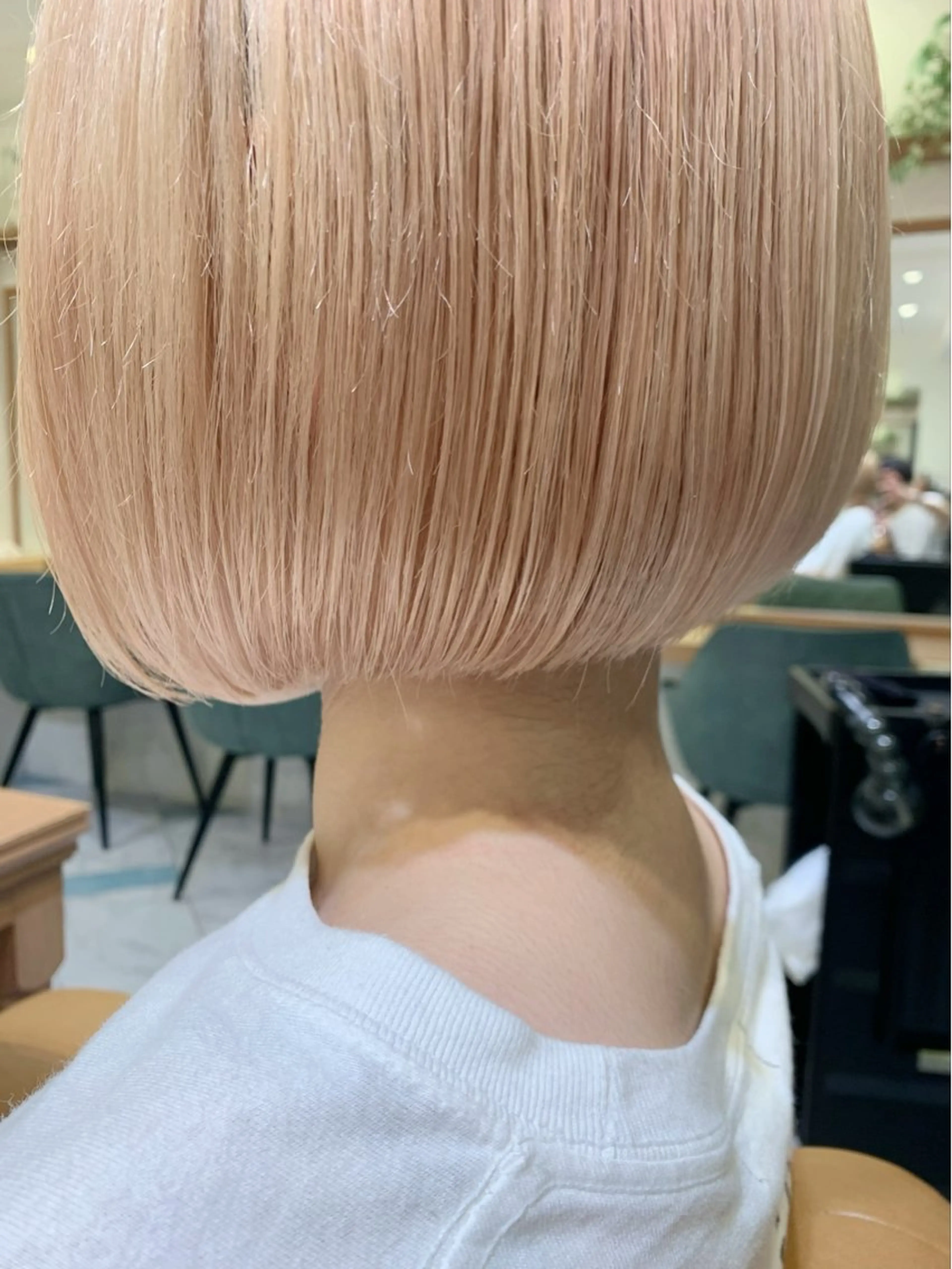 ミディアム 🫧ボブ／縮毛矯正／ 韓国／ゆーな🫧のヘアスタイル