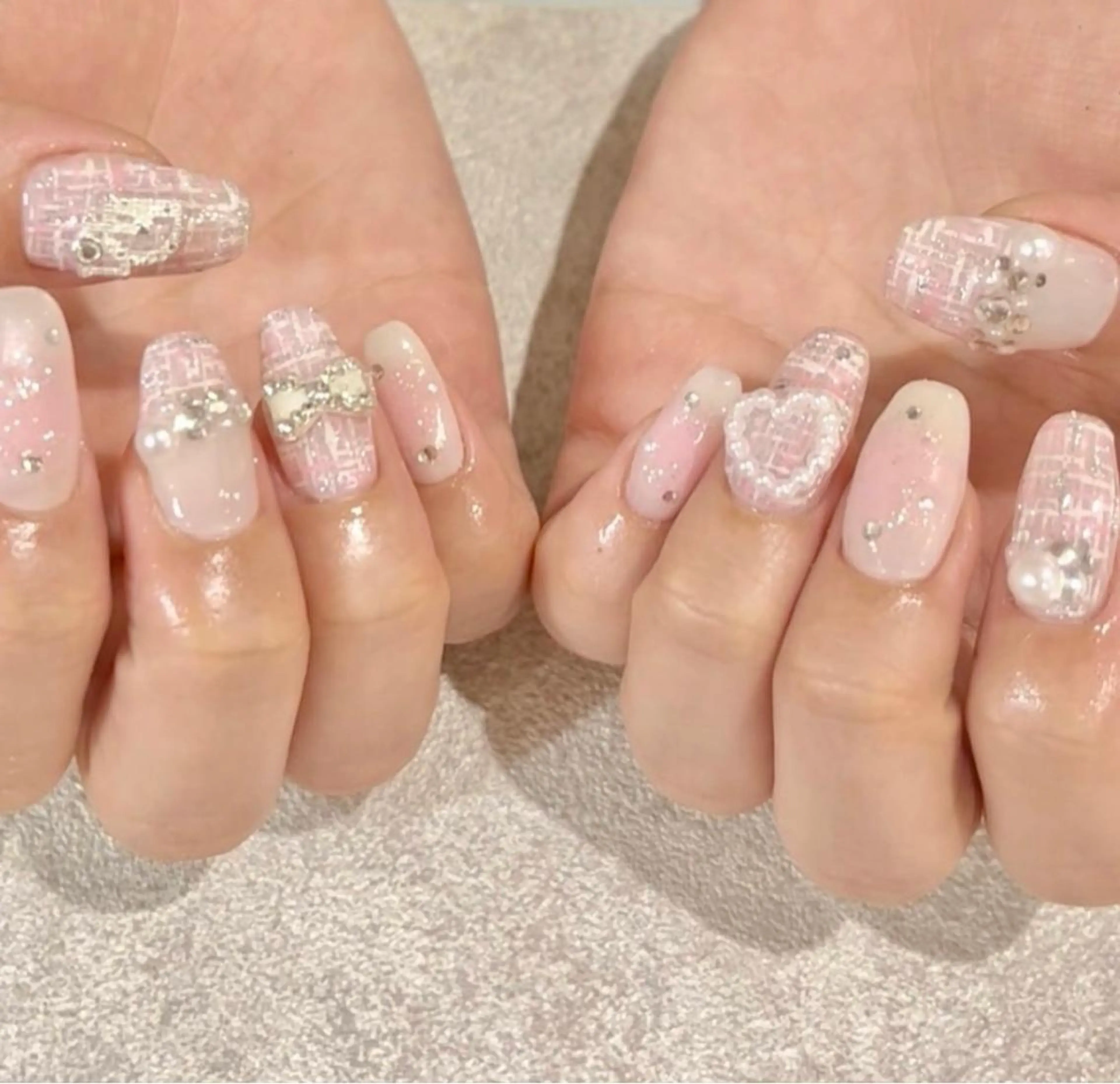 ネイル チークネイル フレンチネイル キラキラネイル 韓国ネイル ミラーネイル ハンドネイル Salon Ｋのネイルデザイン