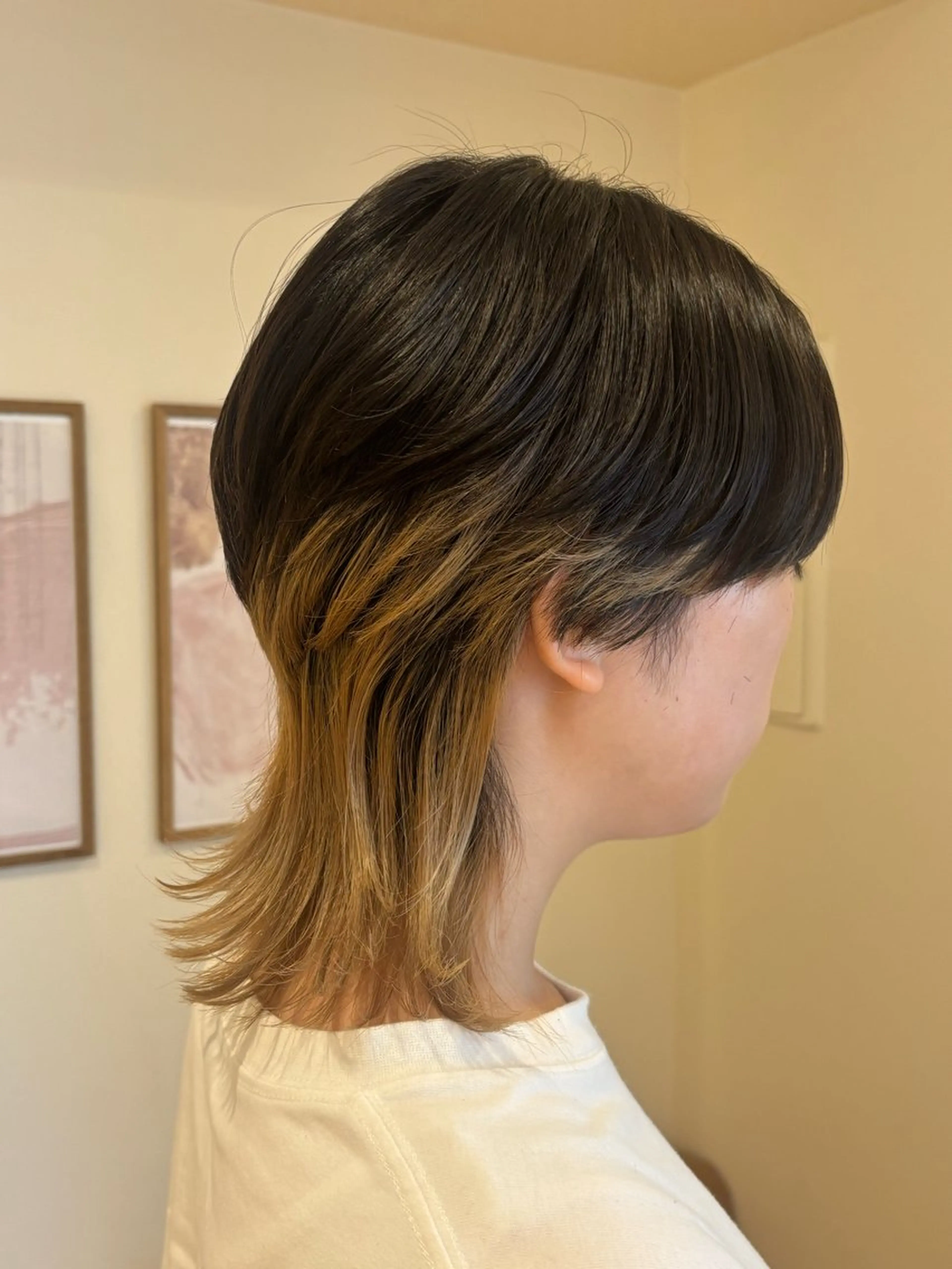 ミディアム ウルフカット カット シンバヒナノ/パーマ レイヤー/髪質改善のヘアスタイル