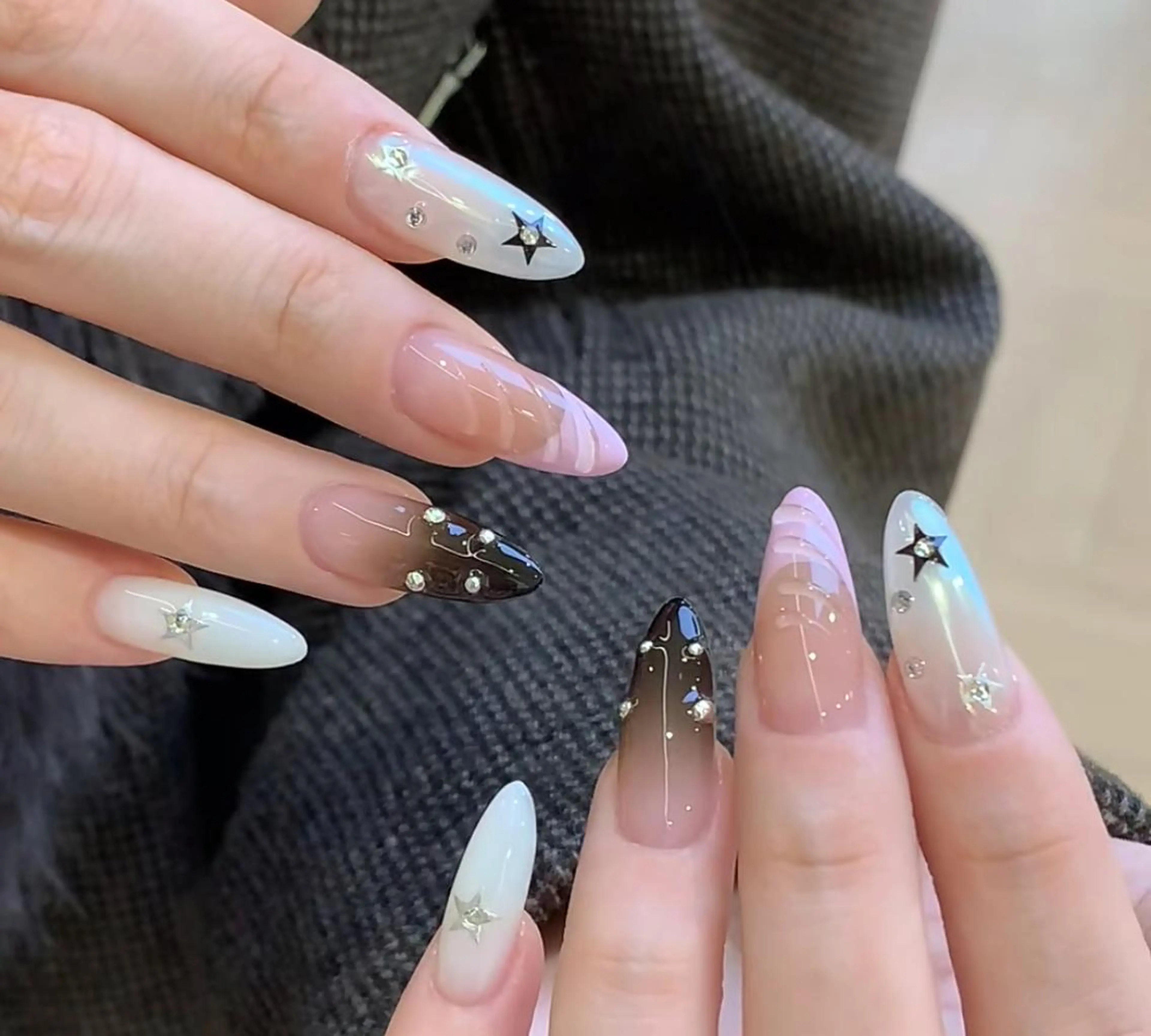 ネイル ハンドネイル 🎀 NaNa_nailのネイルデザイン