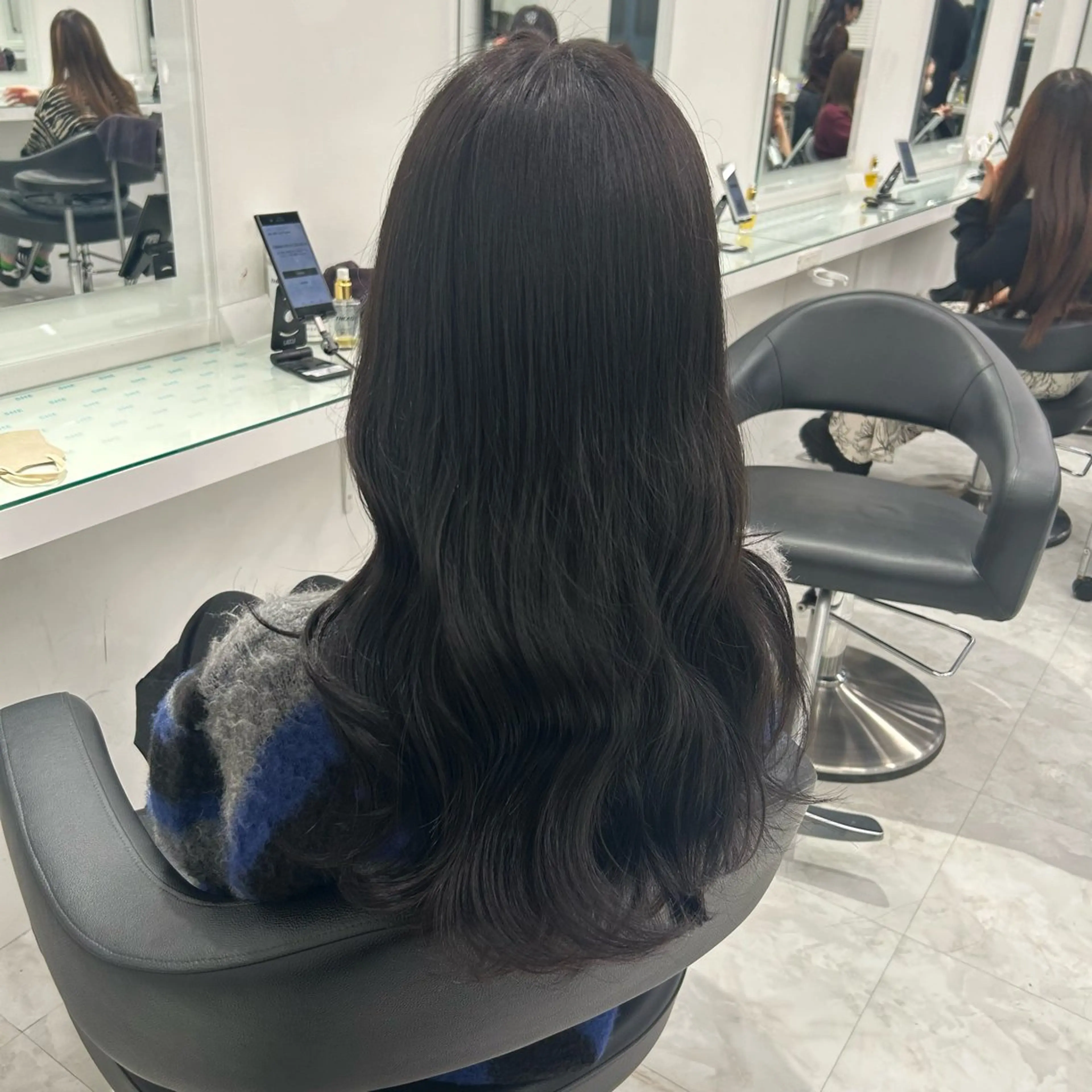 セミロング 🤍大人っぽ韓国暗髪 🤍Asuka🤍のヘアスタイル