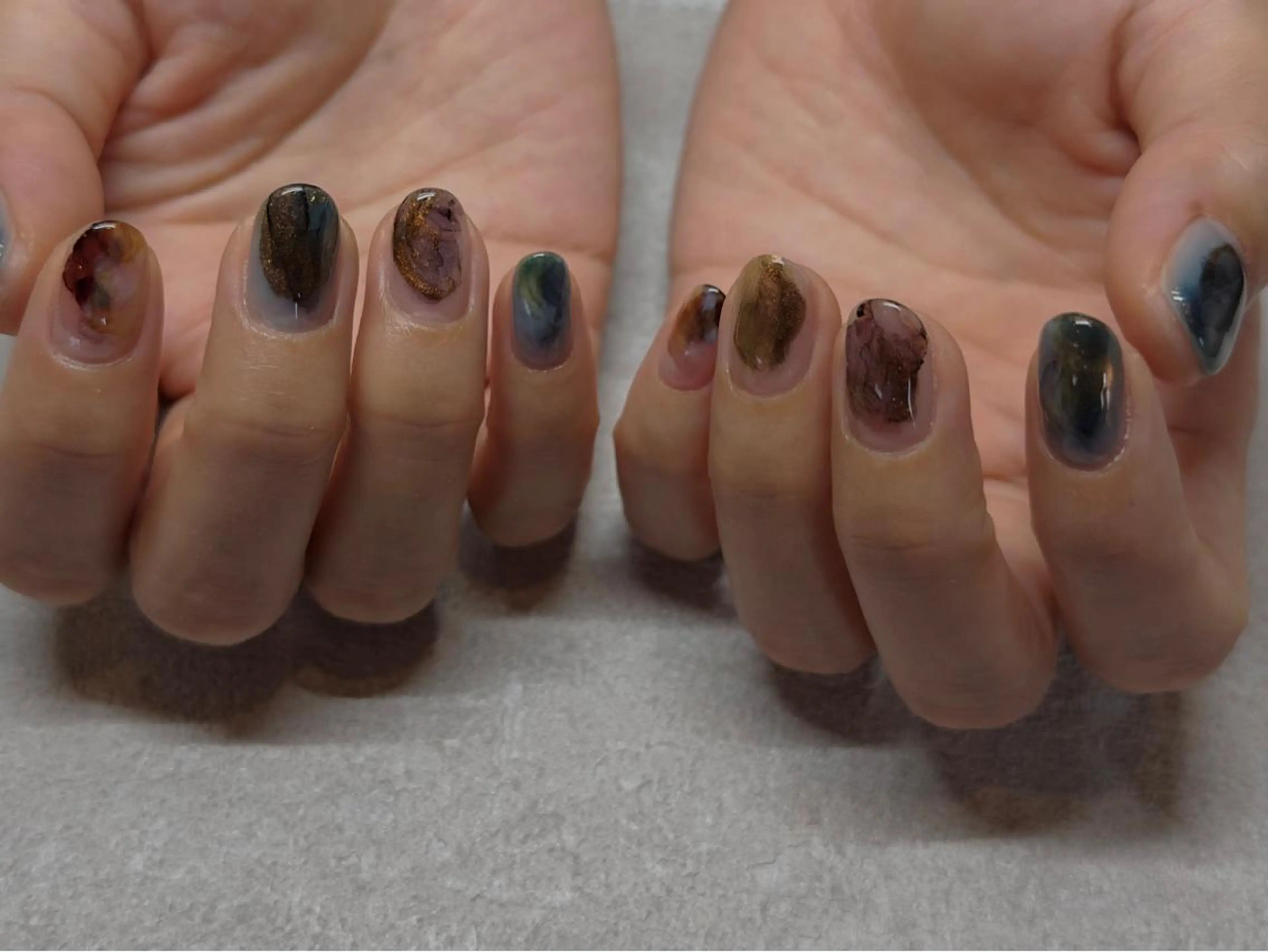 ネイル アートネイル キラキラネイル マグネットネイル ミラーネイル 持ち込み 小河 仁美のネイルデザイン