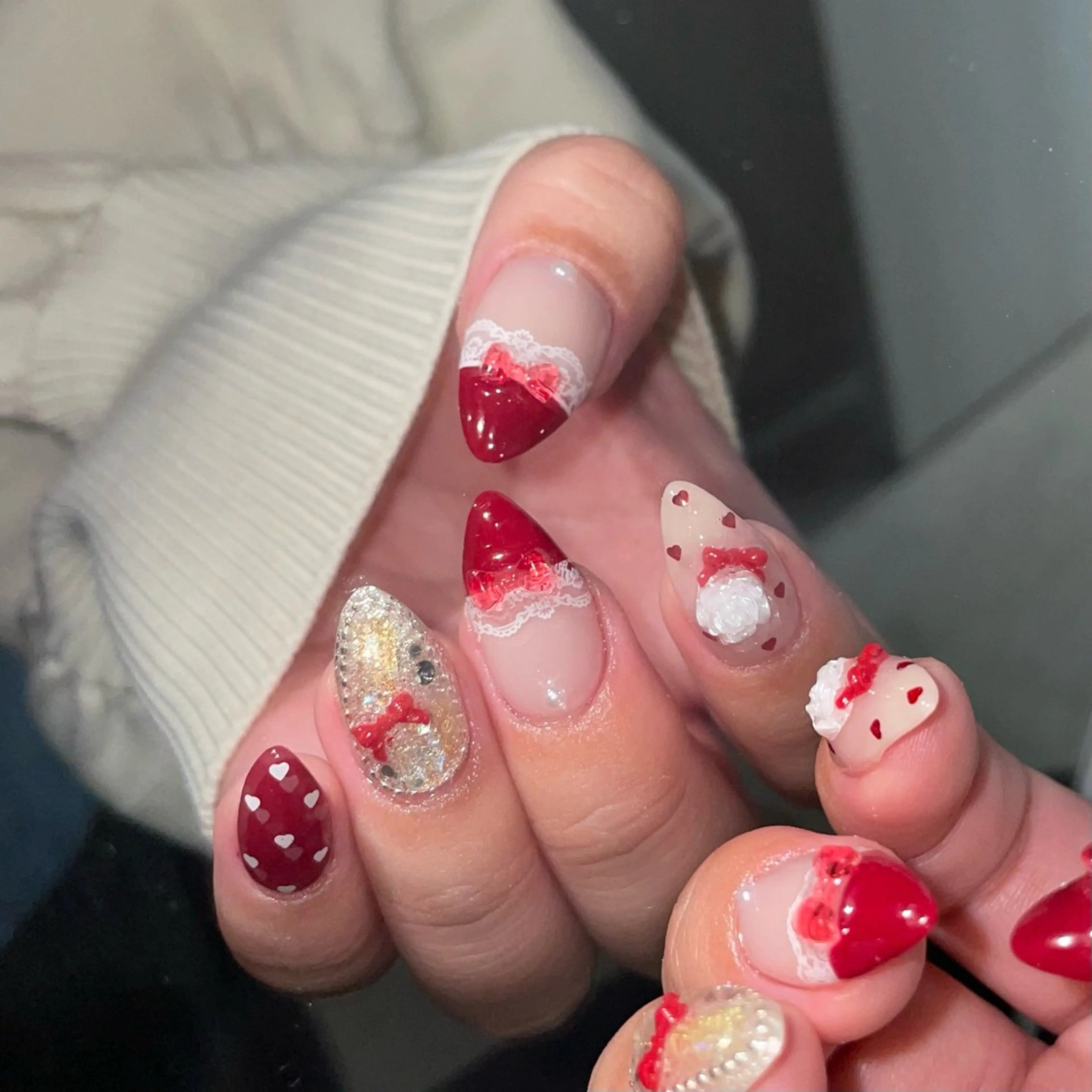 ネイル ドット レース 持ち込み ハンドネイル LIFE MIYUのネイルデザイン