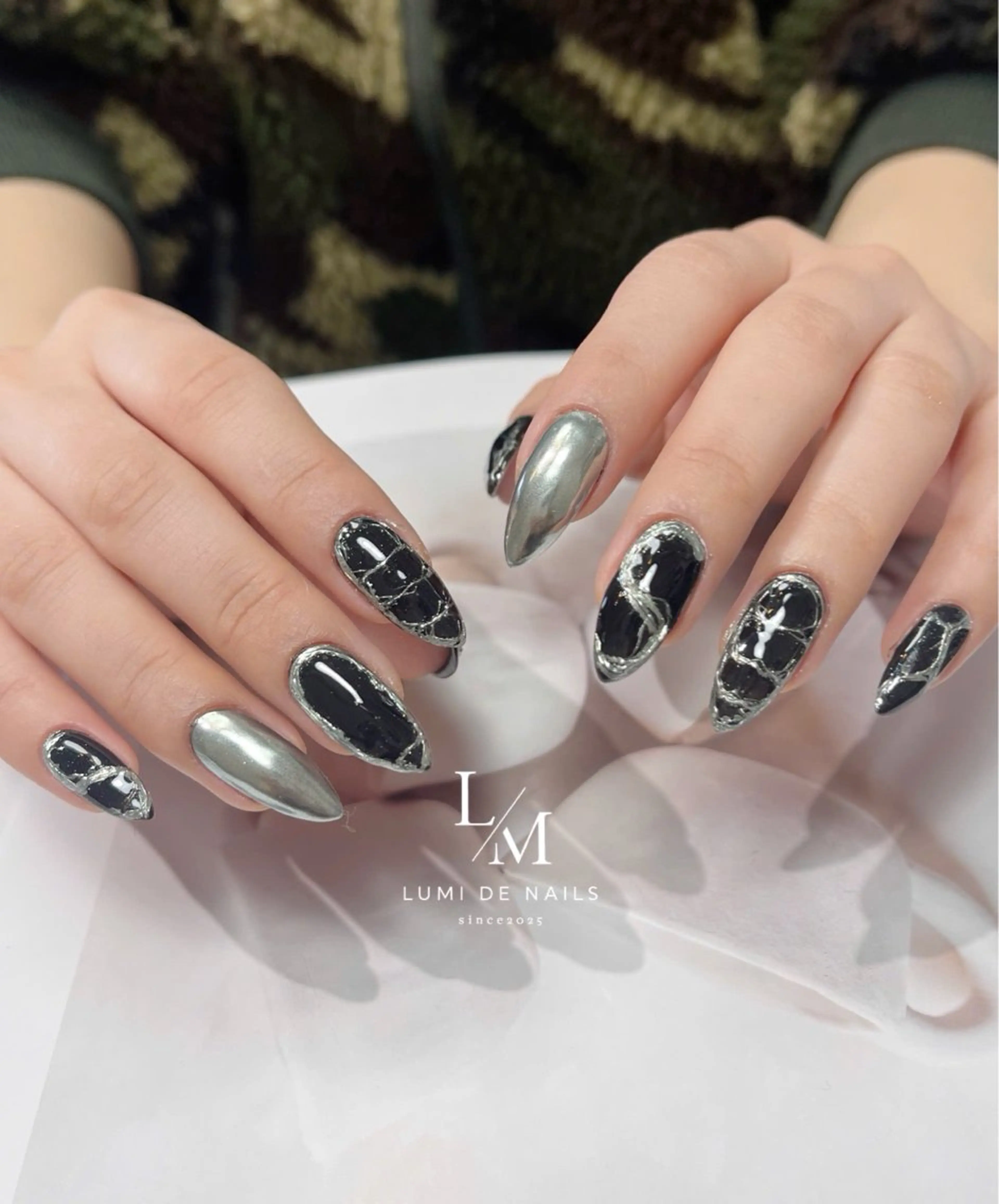 ネイル グラデーション ラメ(グリッター) マグネットネイル ミラーネイル ニュアンスネイル ハンドネイル Lumi de nailsのネイルデザイン