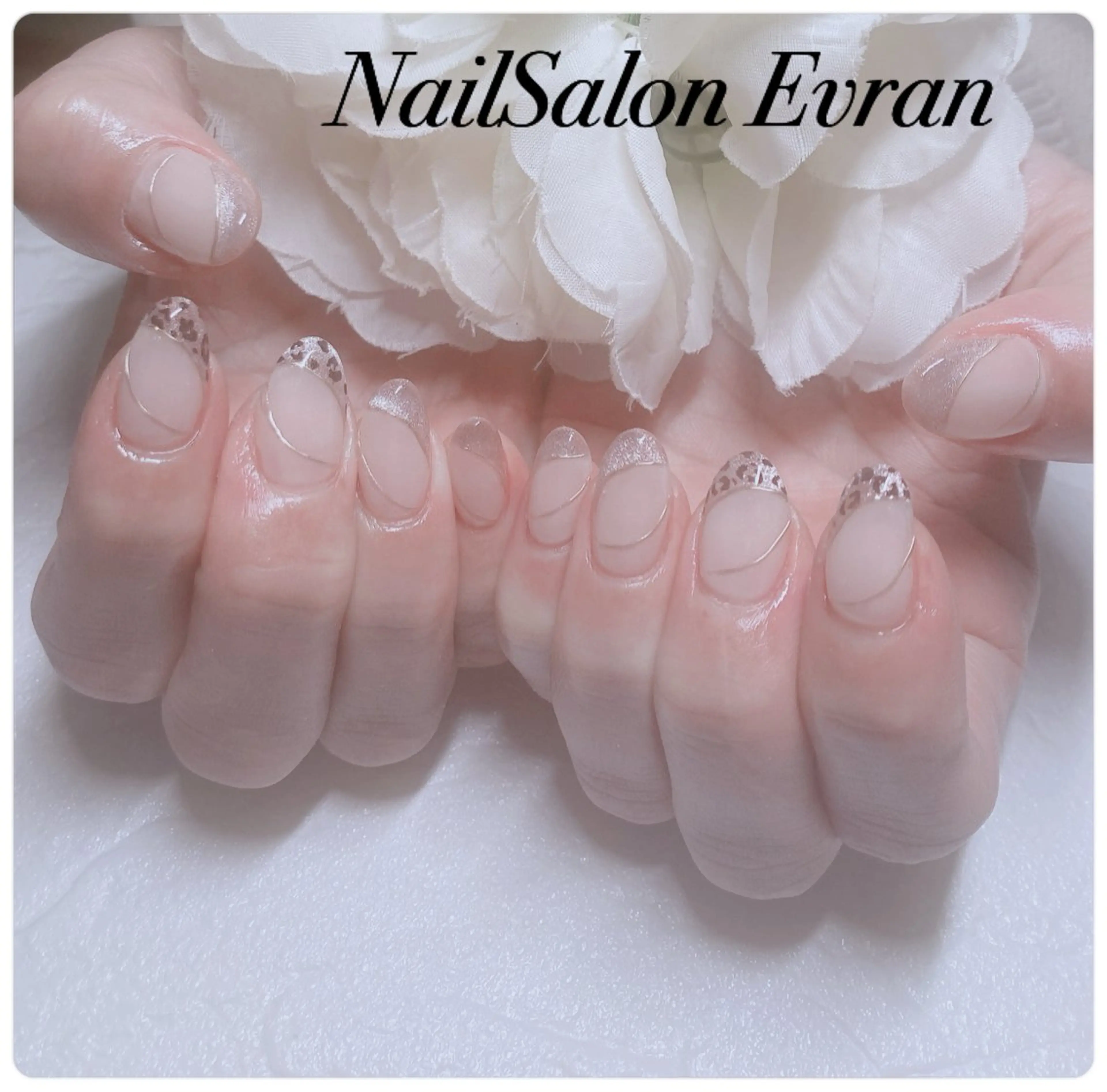 ネイル アートネイル フレンチネイル マグネットネイル 持ち込み ニュアンスネイル ハンドネイル Nail salon Evranのネイルデザイン
