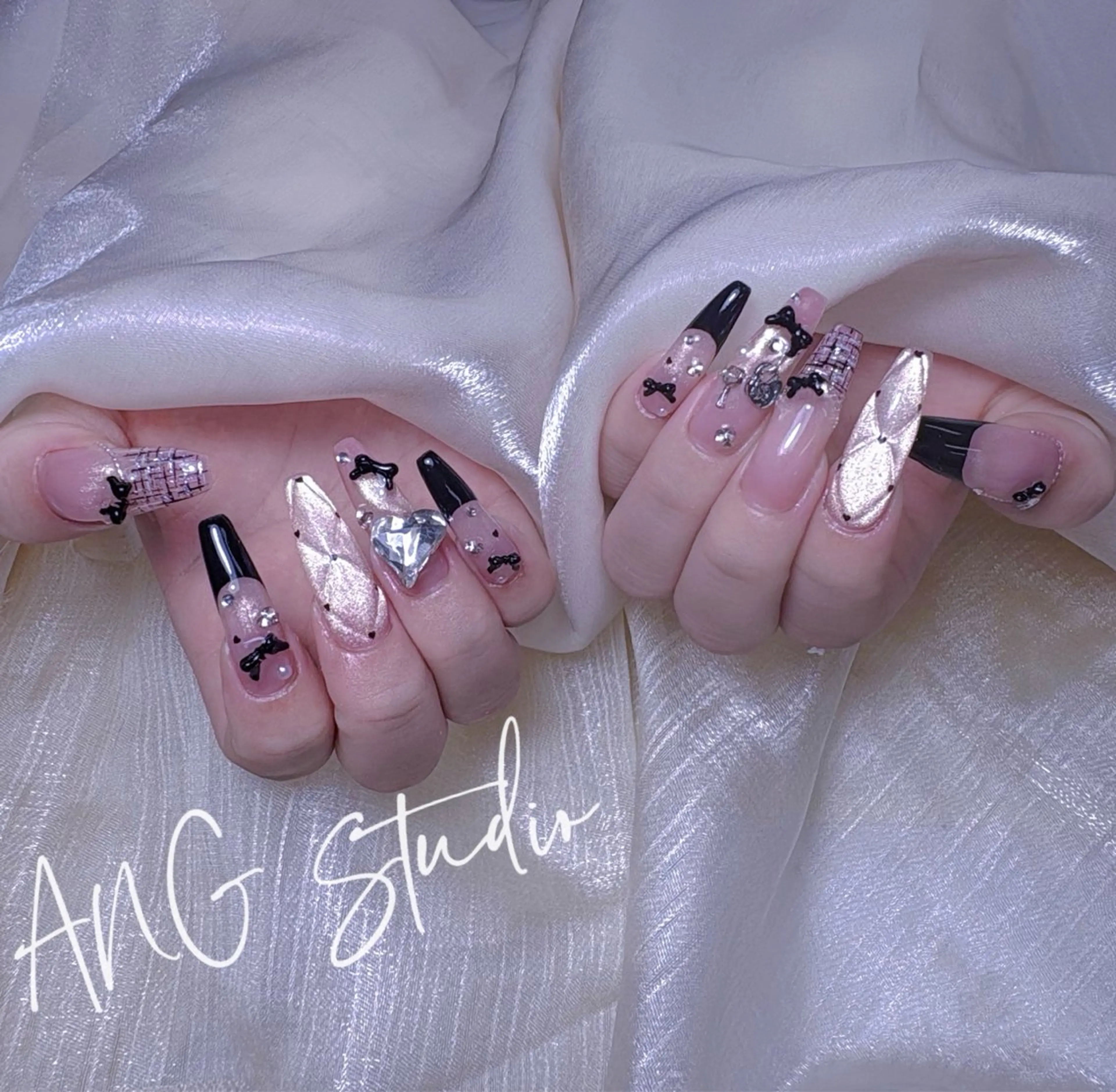 ネイル ハンドネイル ハンドケア ANG Studioのネイルデザイン