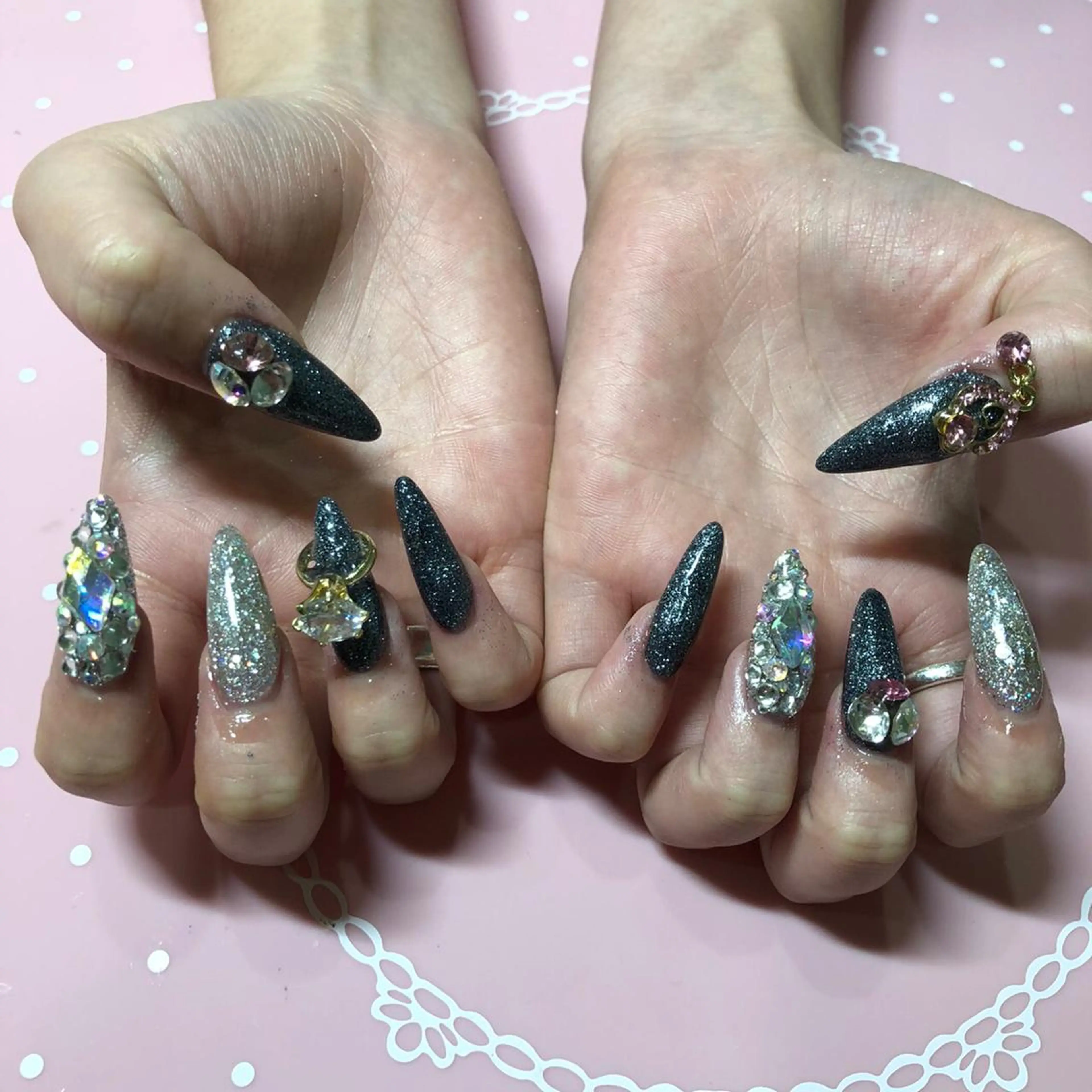 ロング ネイル ハンドネイル 《LB》ラブリエ Nail&eyeのマツエク・マツパデザイン