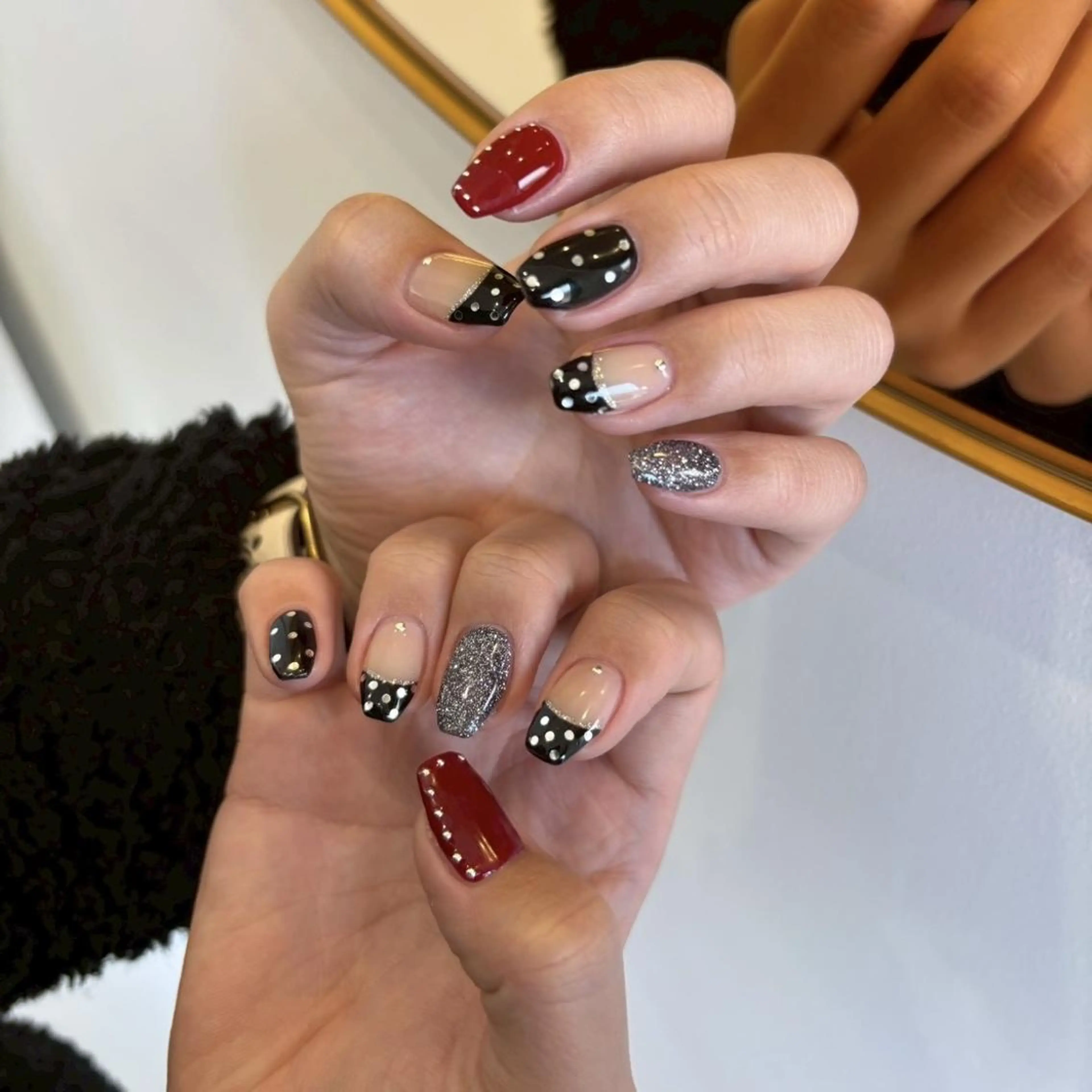 ネイル ハンドネイル whitepaper 🎀airiのネイルデザイン