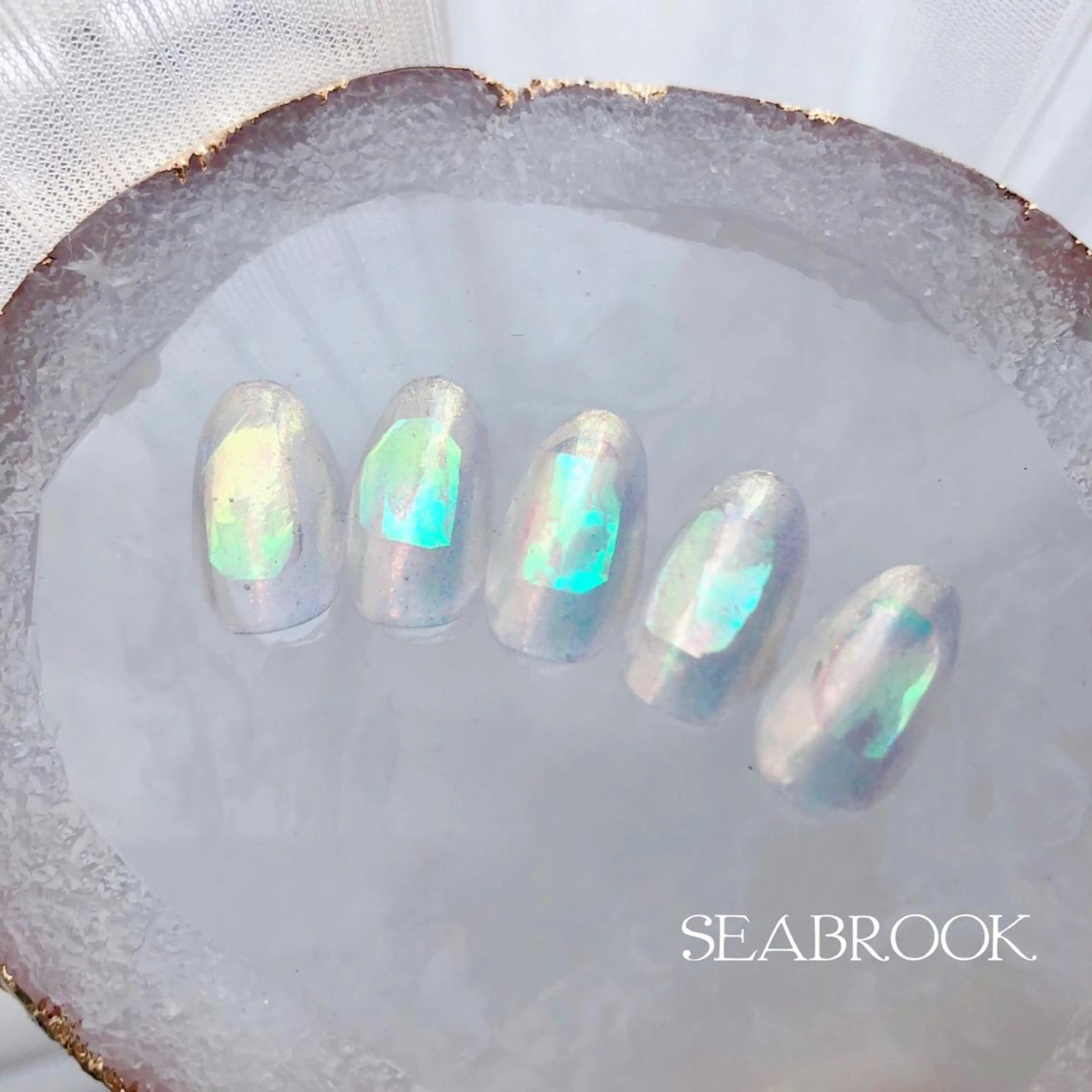 ネイル 鈴木 奈穂子のネイルデザイン