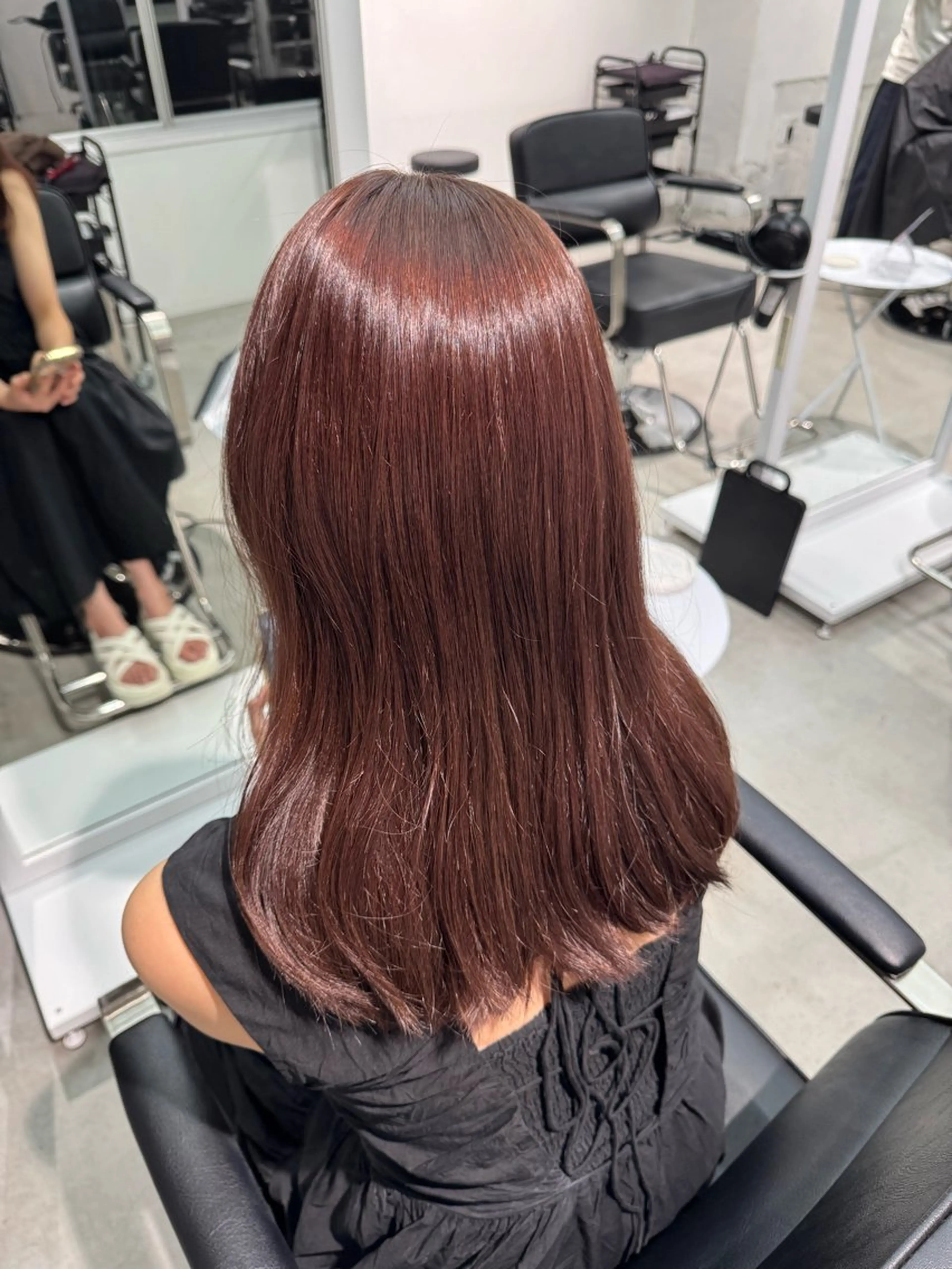 ミディアム ヘアカラー 🪐hikari /似合わせカットのヘアスタイル