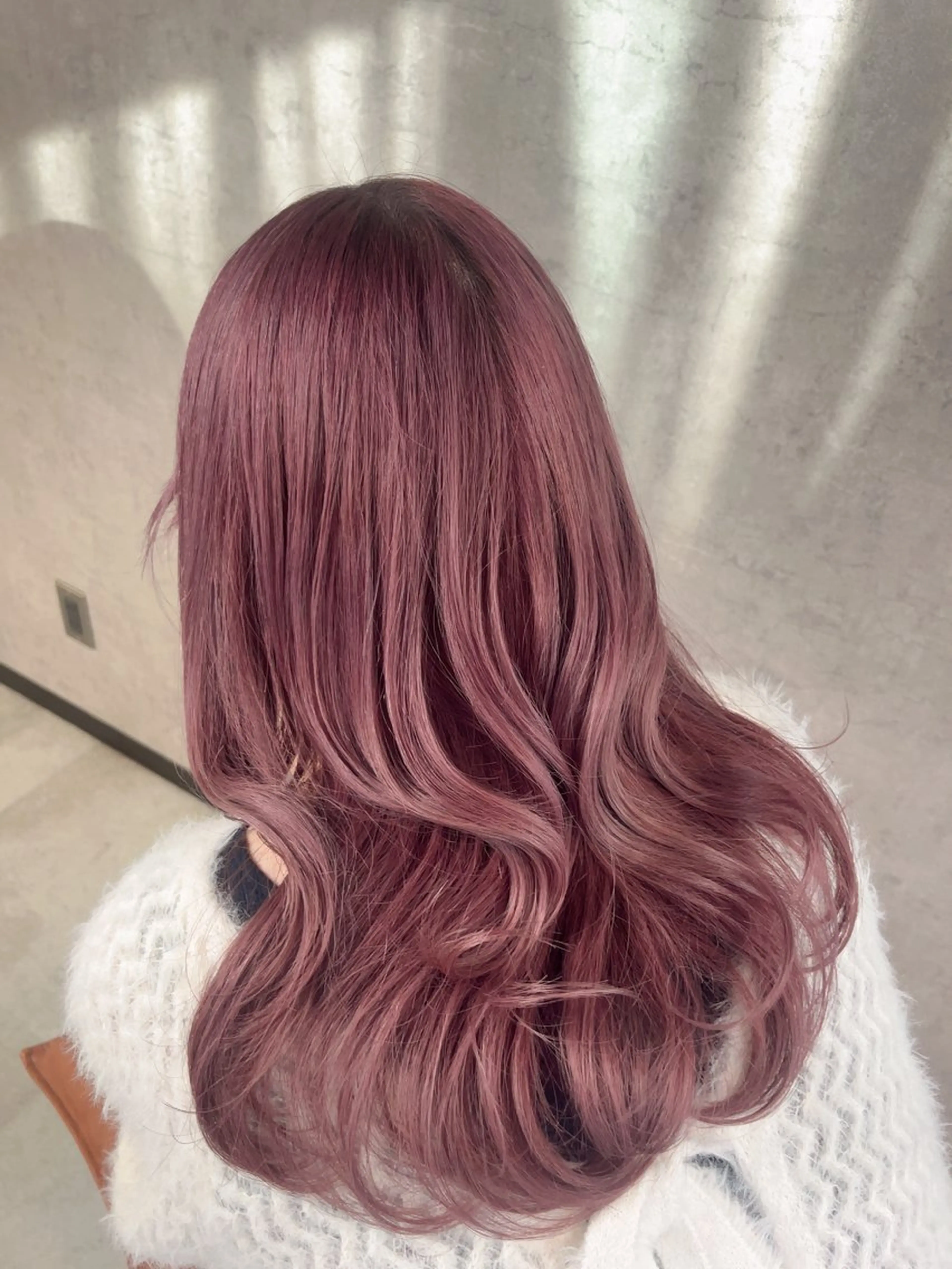 セミロング KAEDE🎀 カラー特化のヘアスタイル