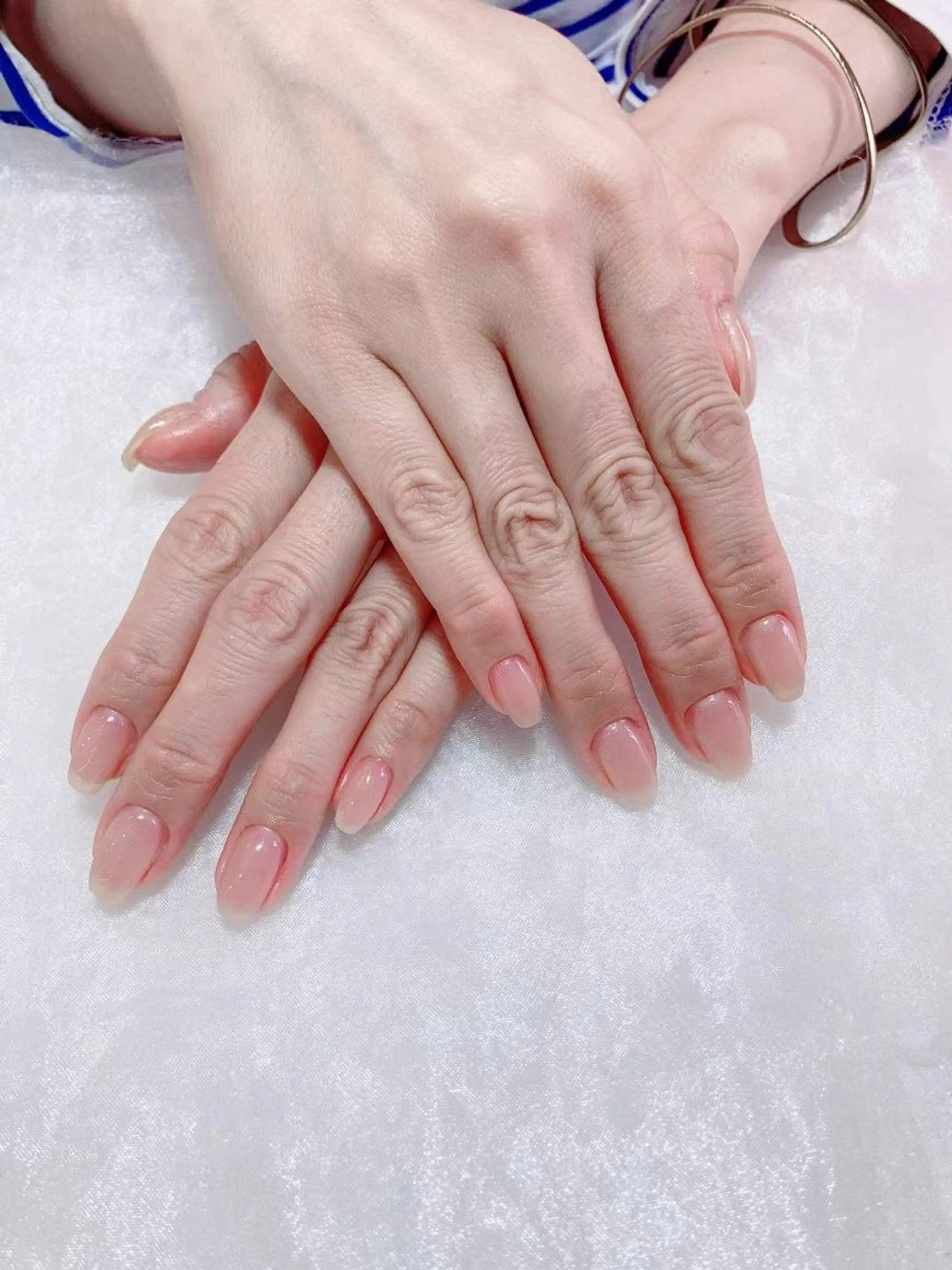 ネイル ハンドネイル ハンドケア VIVIAN リサのネイルデザイン