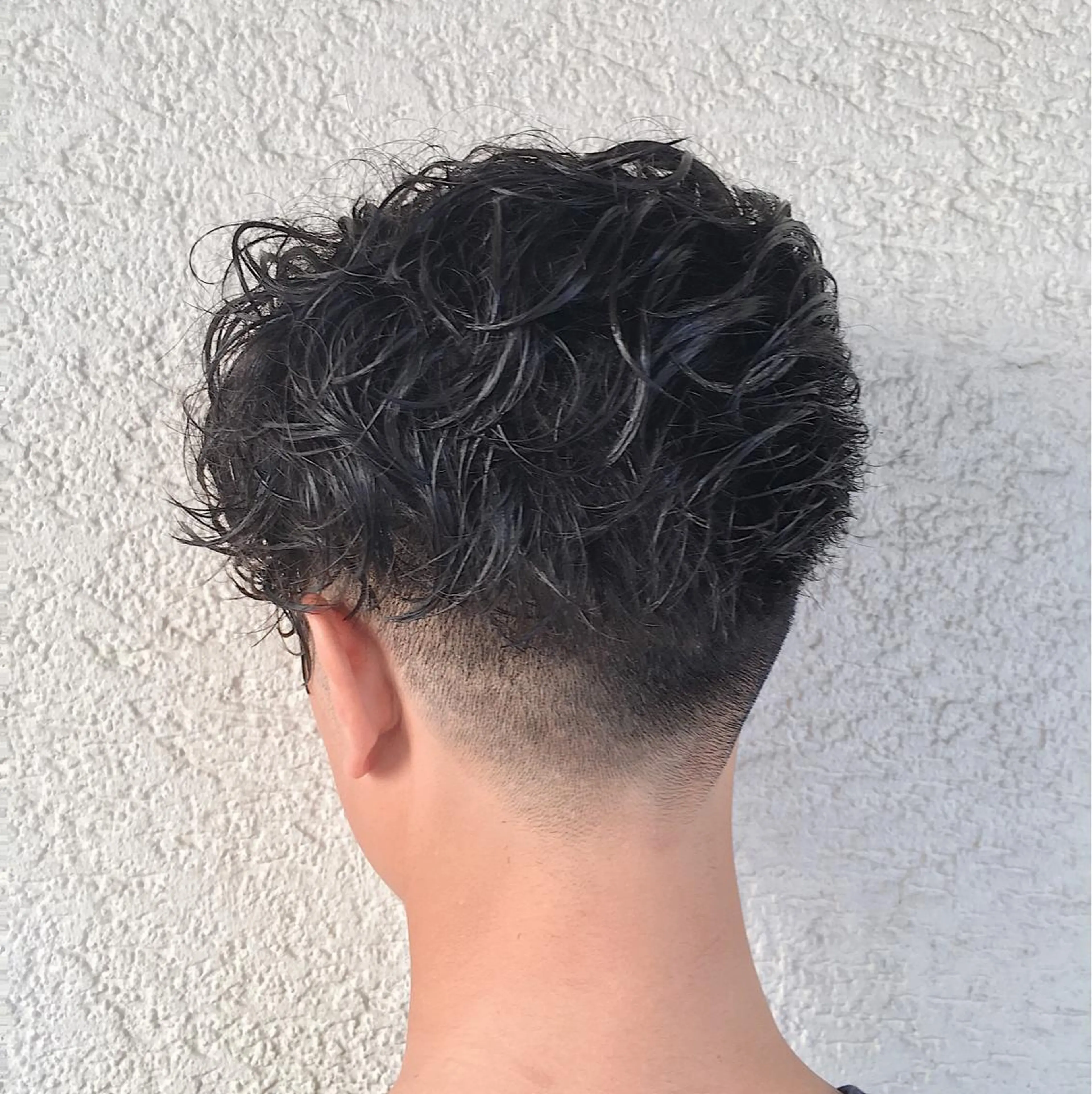 パーマ メンズ フェードカット メンズサロン rootのヘアスタイル