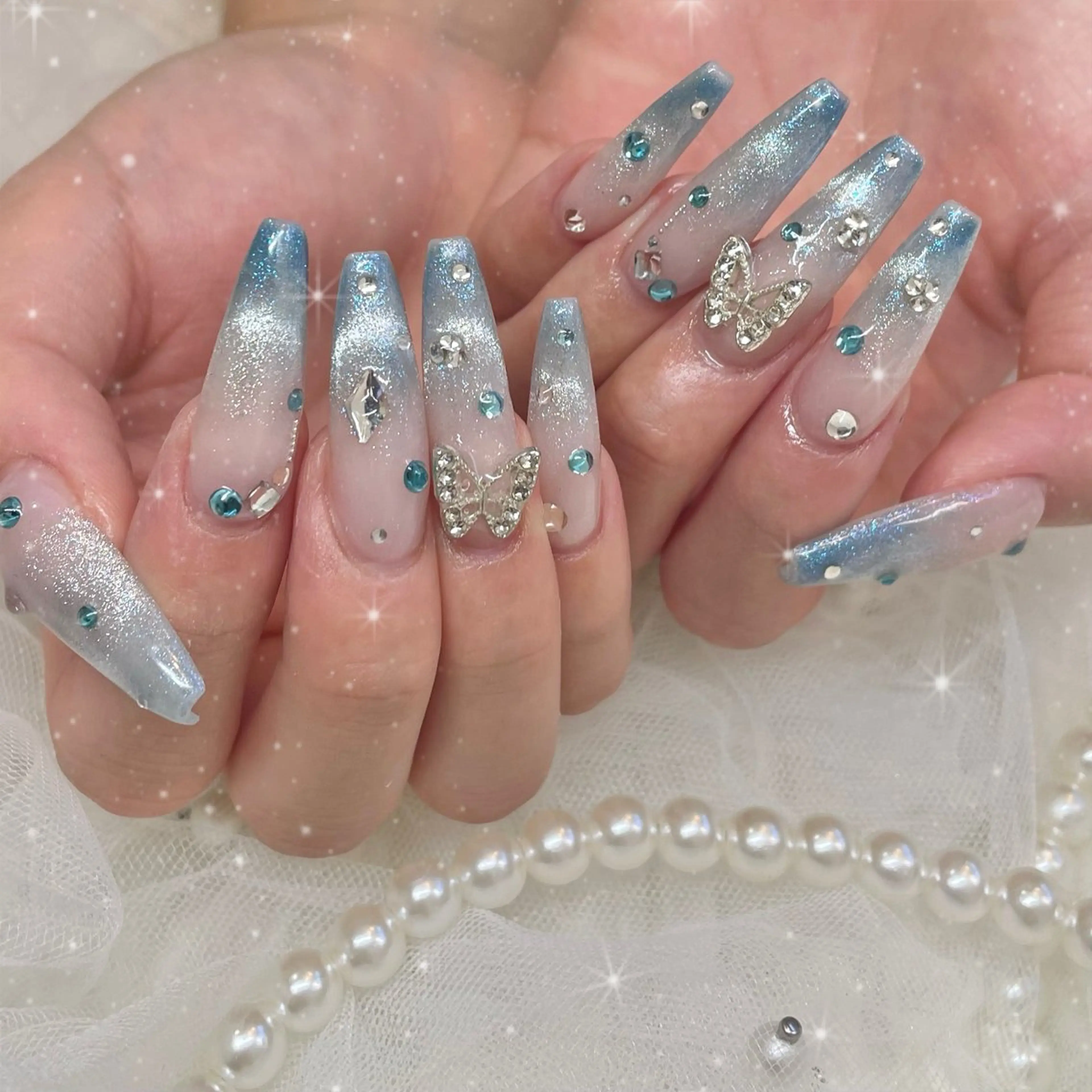 ネイル フレンチネイル マグネットネイル マグネットフレンチ ハンドネイル Blue daisy所属・Blue daisy 栄本店のネイルデザイン