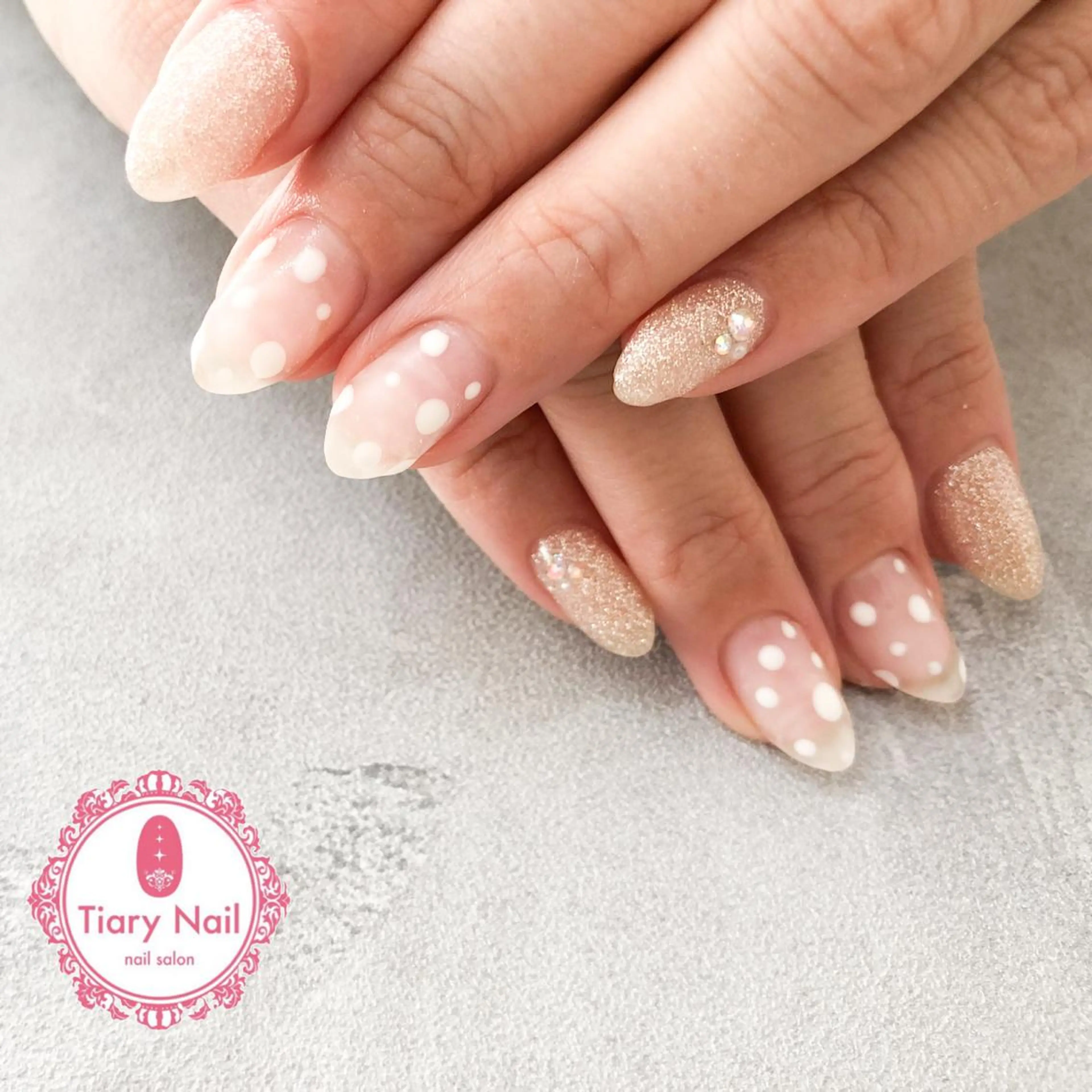 ネイル tiarynail K K🐼のネイルデザイン