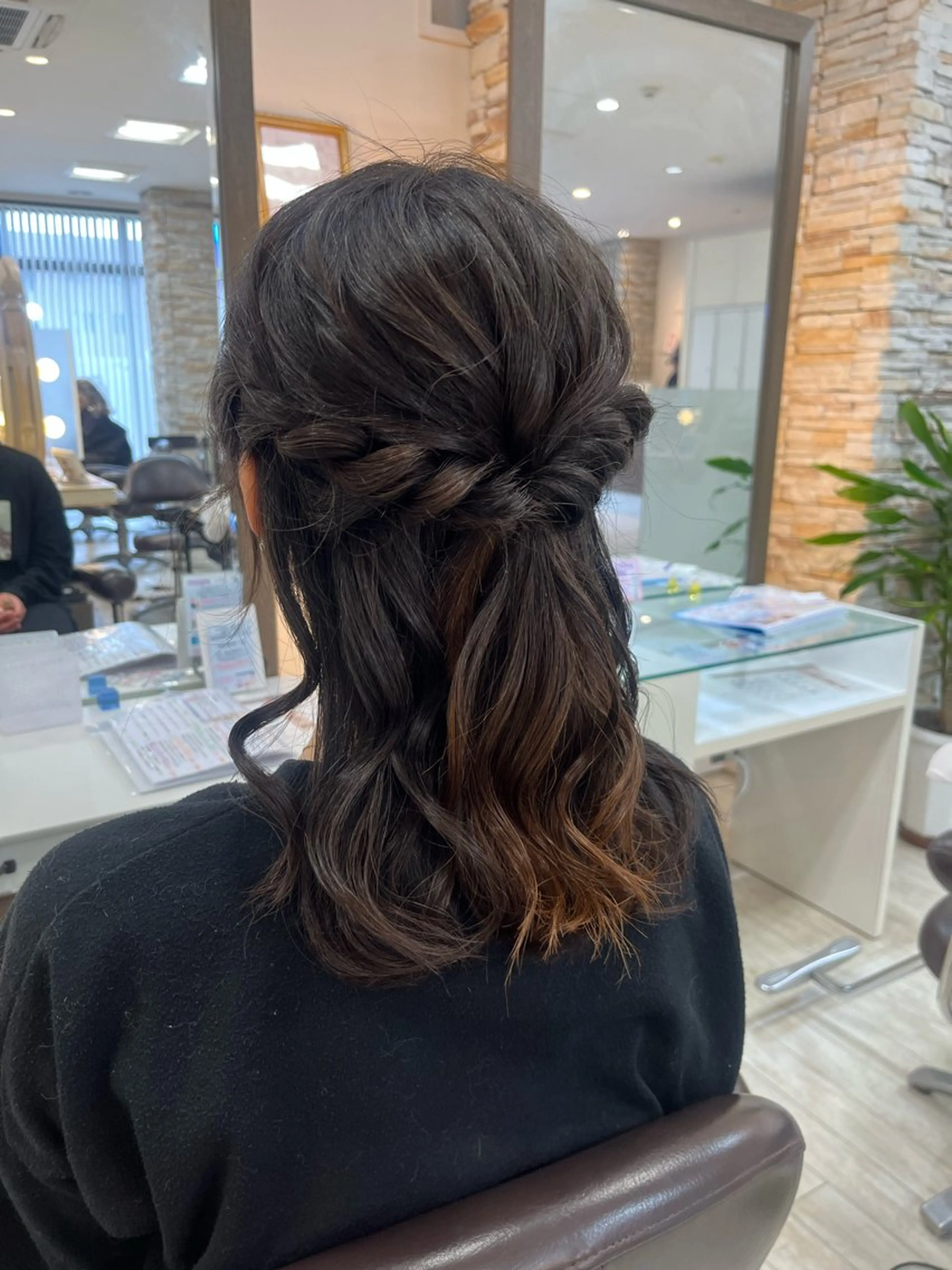 セミロング ヘアアレンジ ヘアセット KEEN.渋沢/ 横溝小夏のヘアスタイル