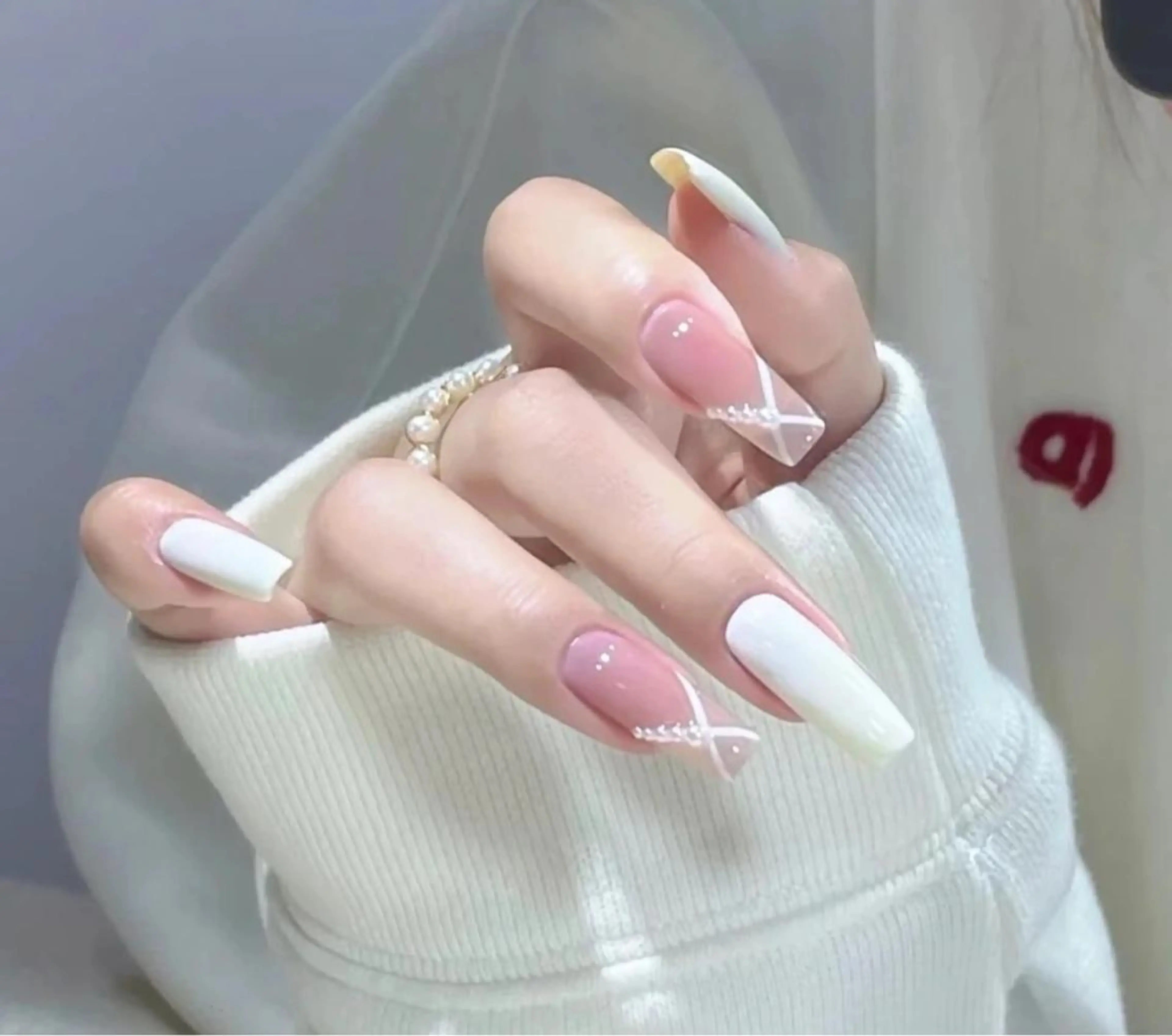 ネイル ハンドネイル Queens ciciのネイルデザイン