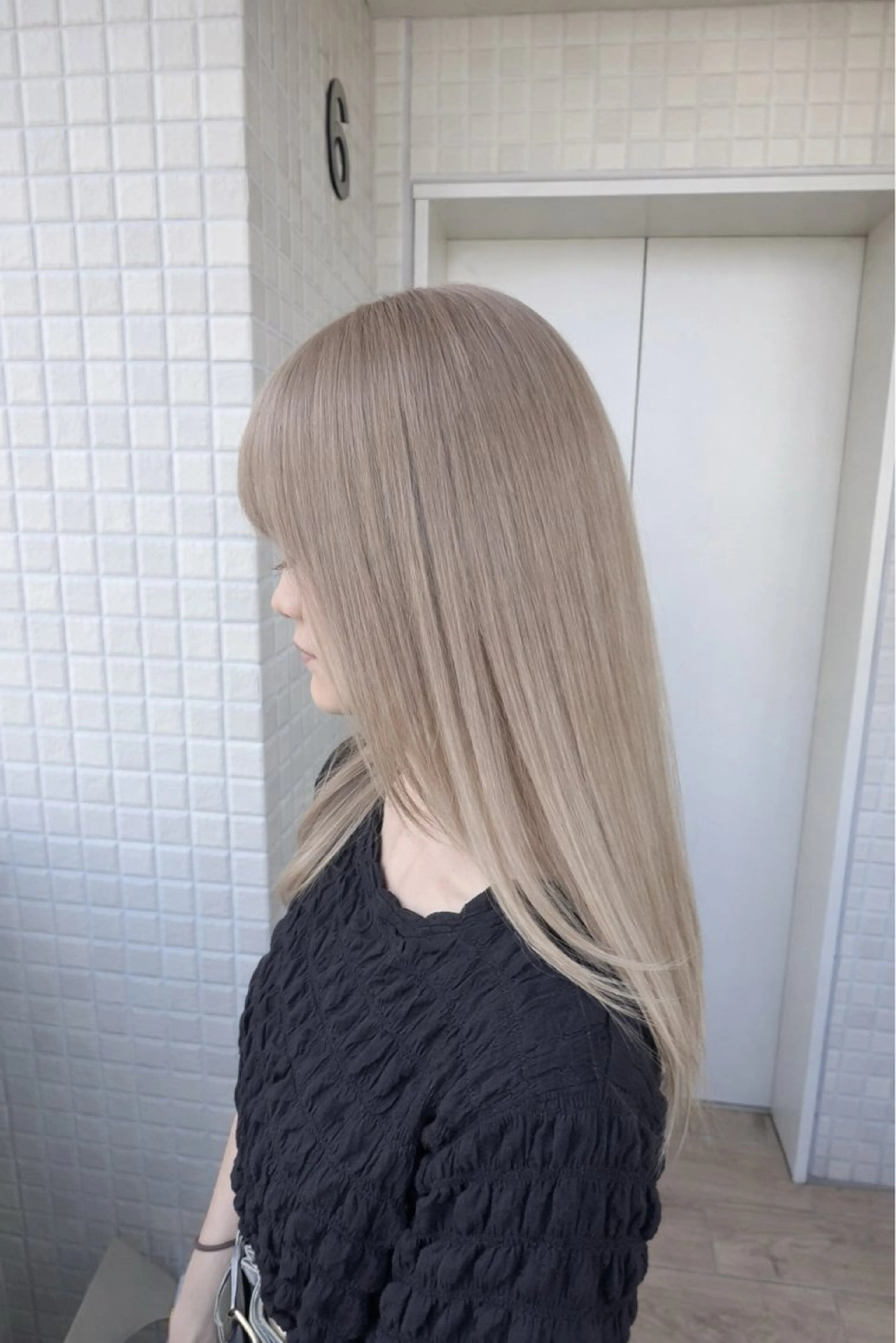 ミディアム LEA'NA 【レアナ】のヘアスタイル