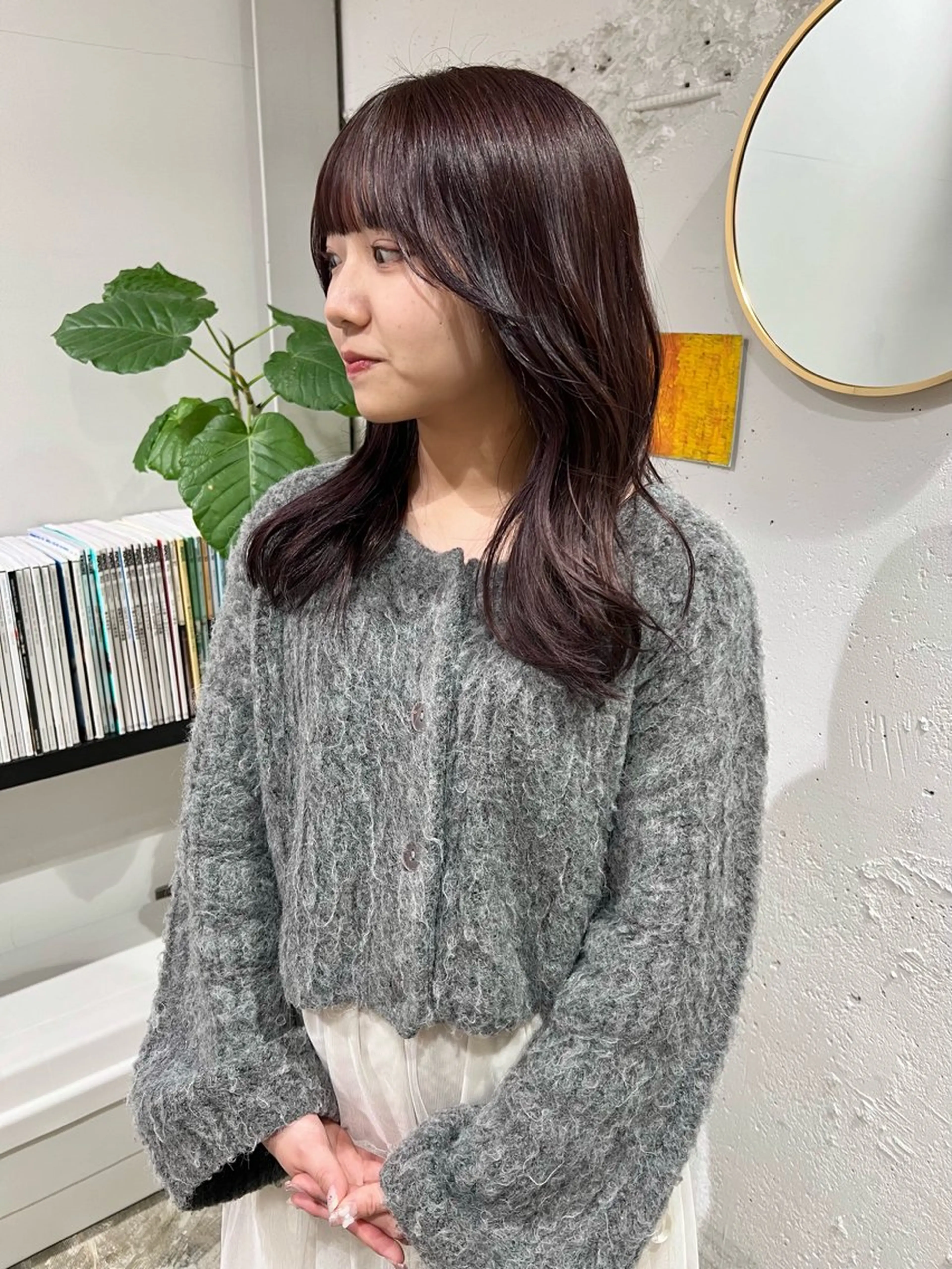 ロング カット ヘアカラー トリートメント 石井 菜々のヘアスタイル