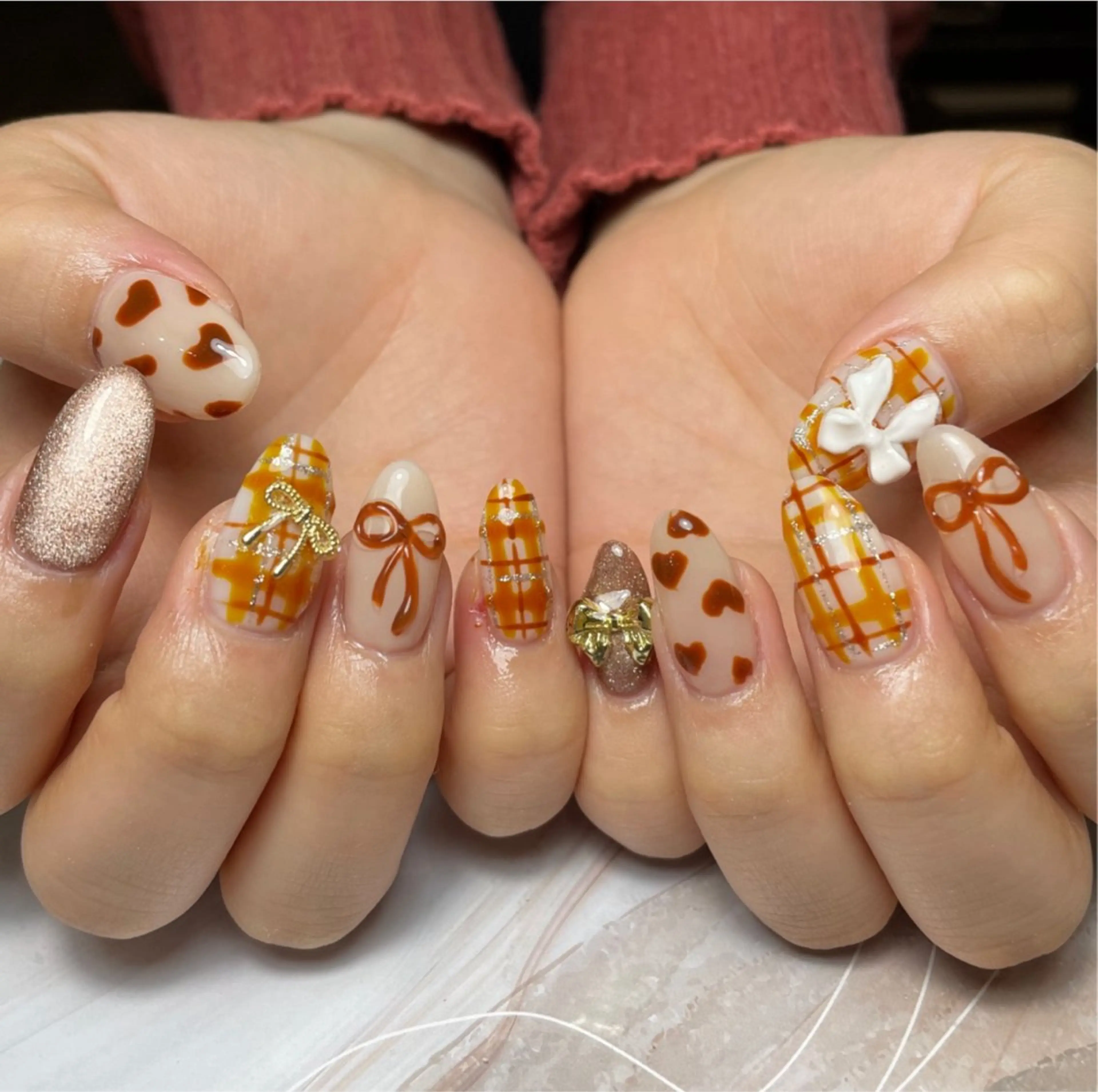 ネイル ハンドネイル HIN NAILのネイルデザイン