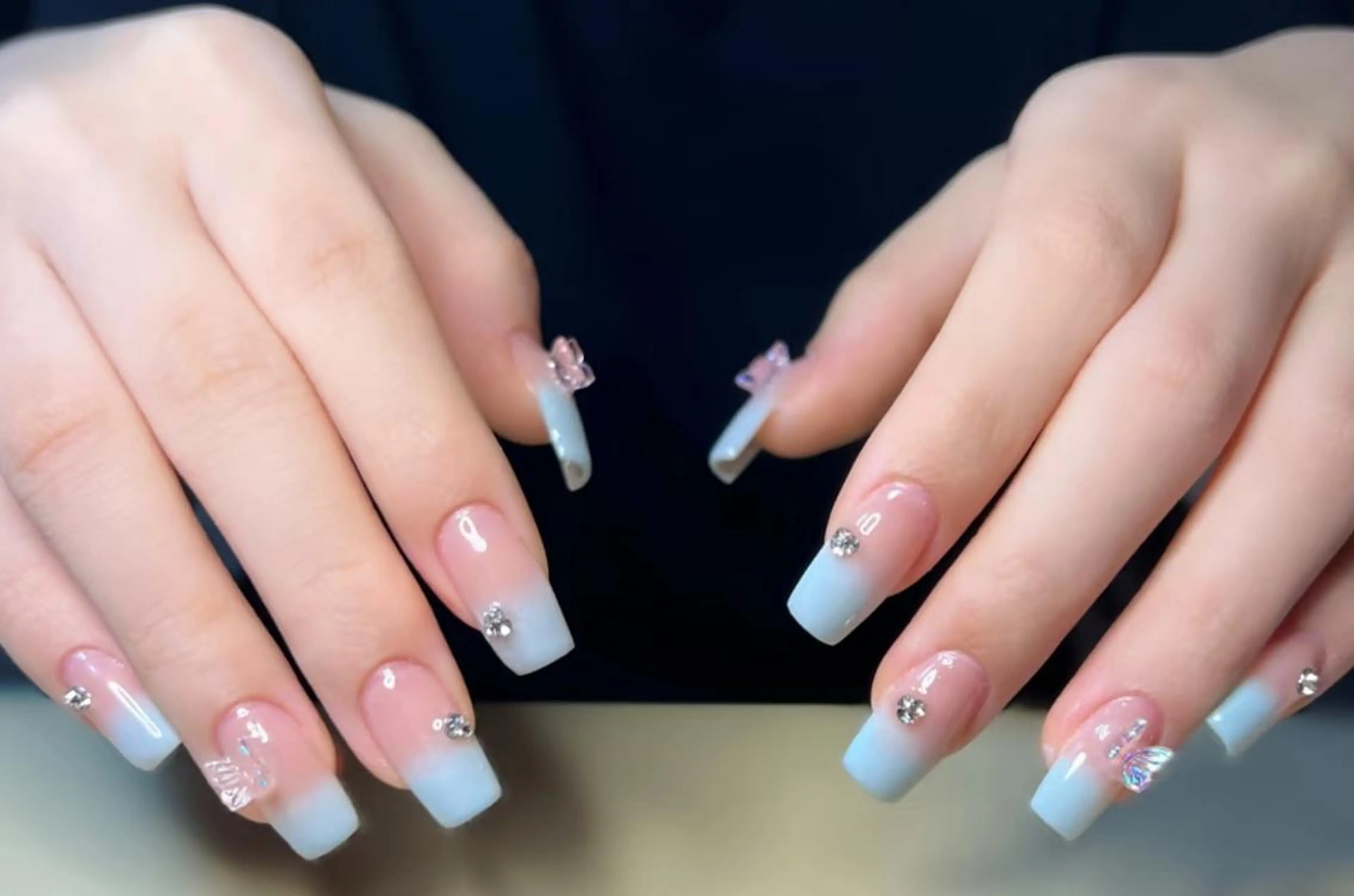 ネイル ハンドネイル ハンドケア 🍑 momo_nailのネイルデザイン