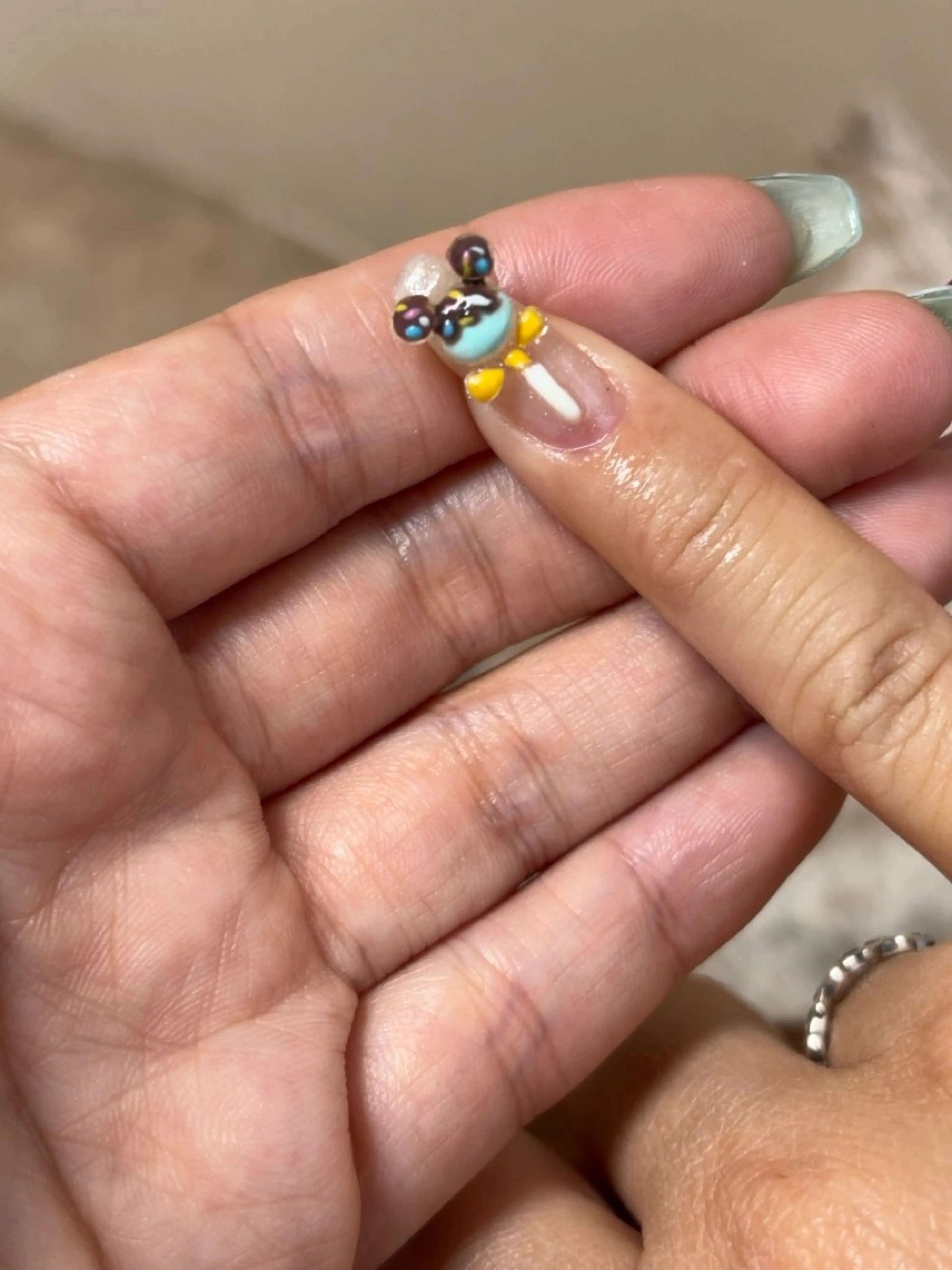 ネイル Lino nailのネイルデザイン