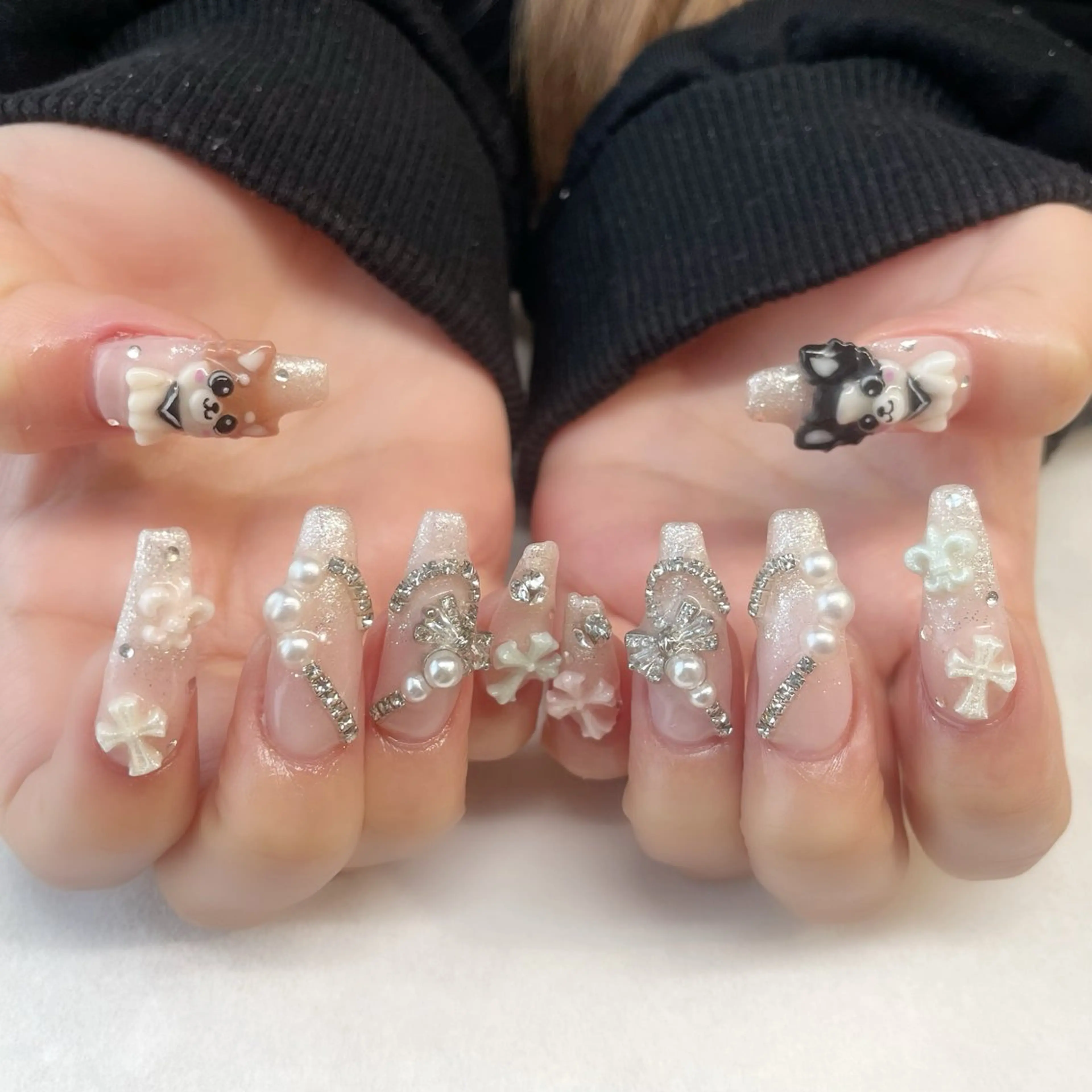 ネイル ハンドネイル 💎🐰 saki. m 🐰💎のネイルデザイン