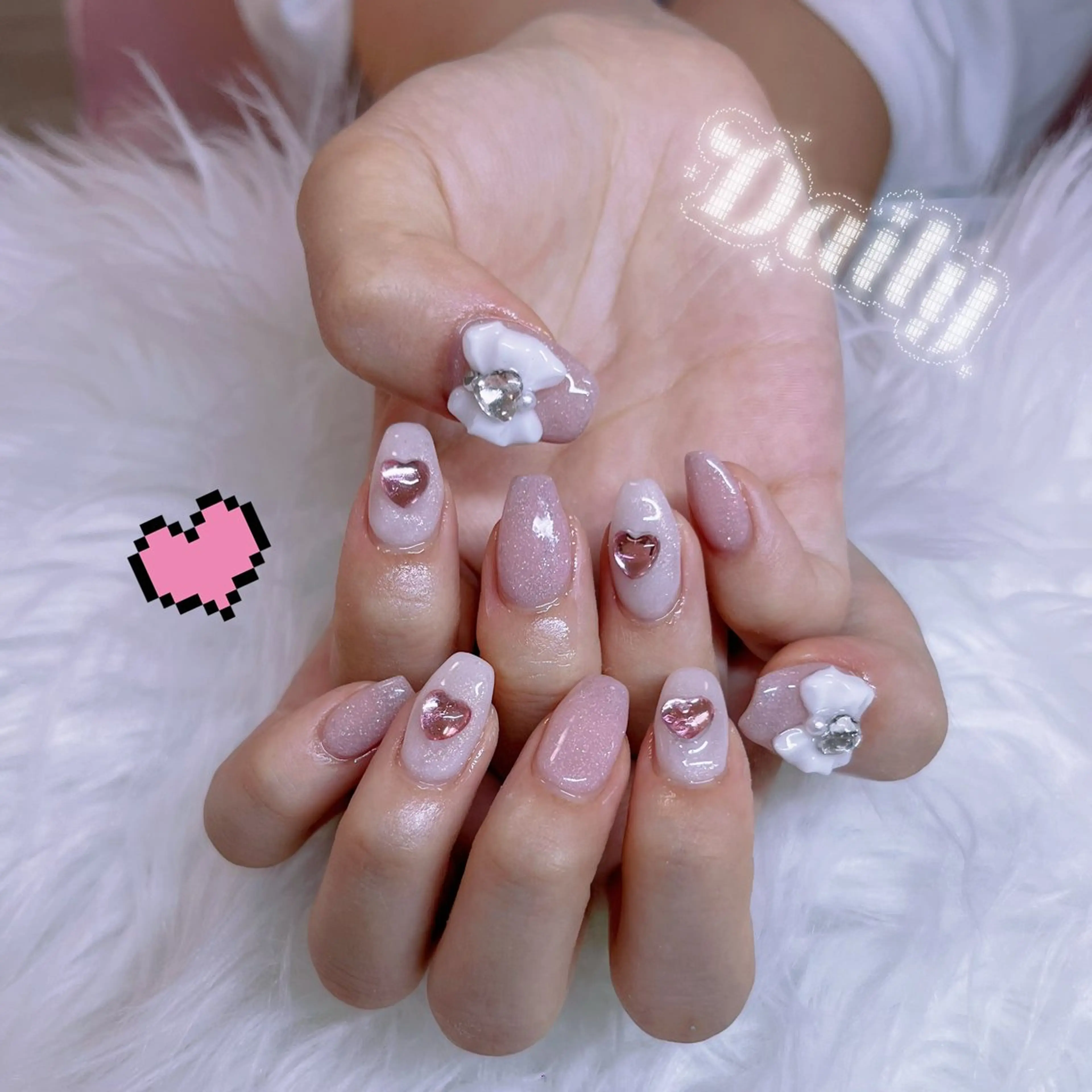 ネイル パーツ全部¥110 サロンミミのネイルデザイン