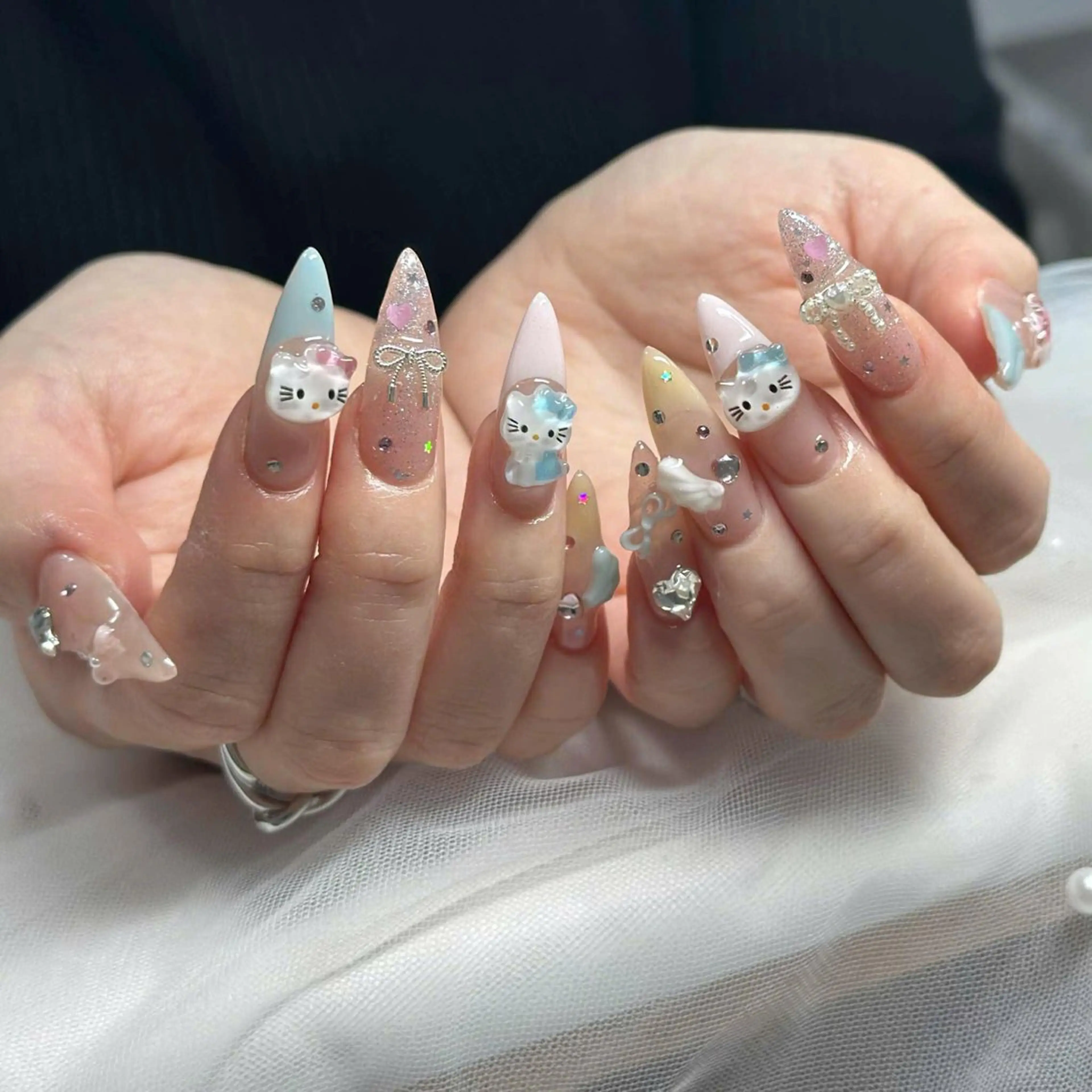 ネイル フレンチネイル ジェルネイル ハロウィン 韓国ネイル マグネットネイル ハンドネイル Hbaby nailのネイルデザイン
