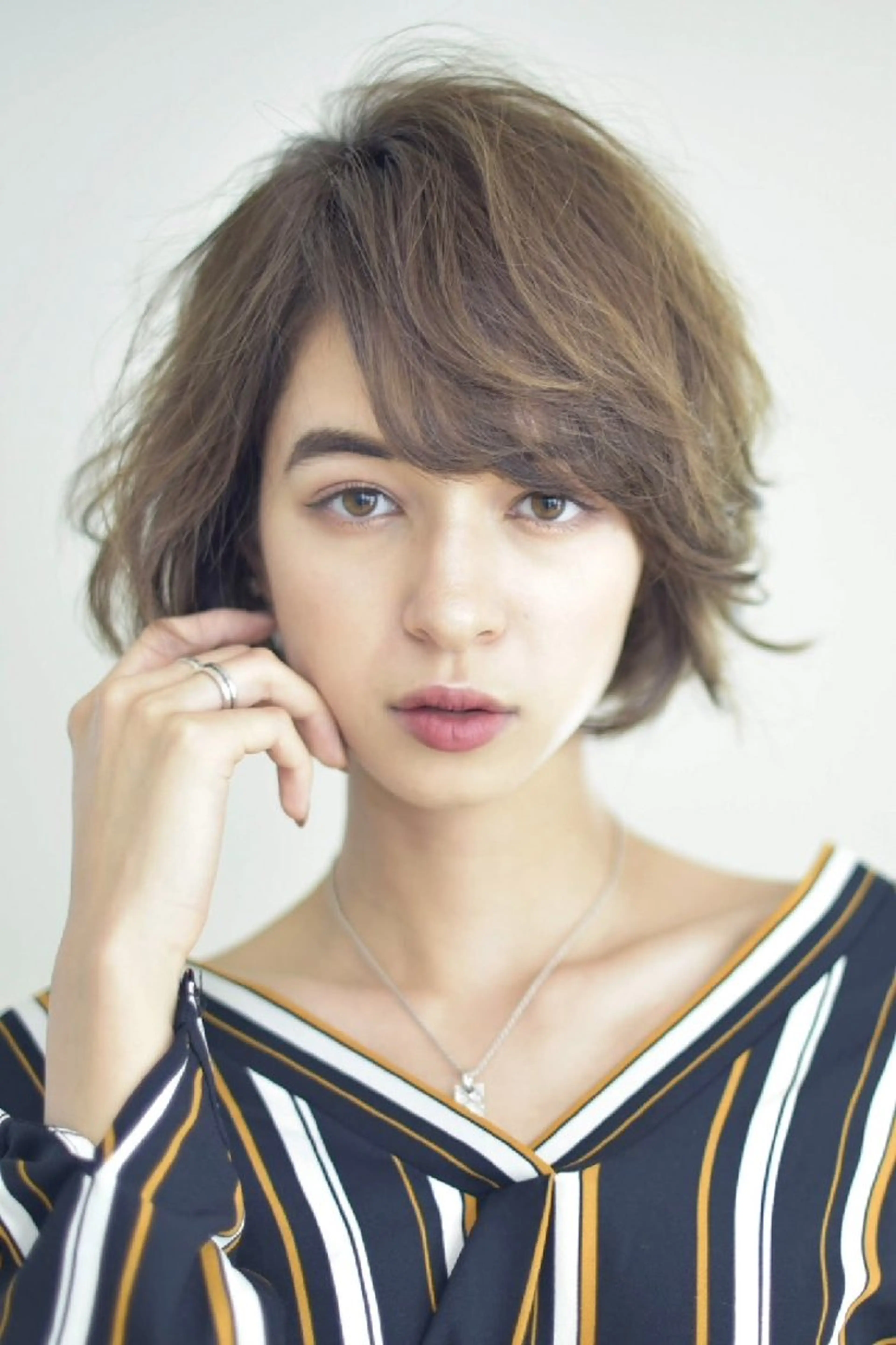 ショート ヘアカラー emiwo石川町所属・増田 耀のヘアスタイル