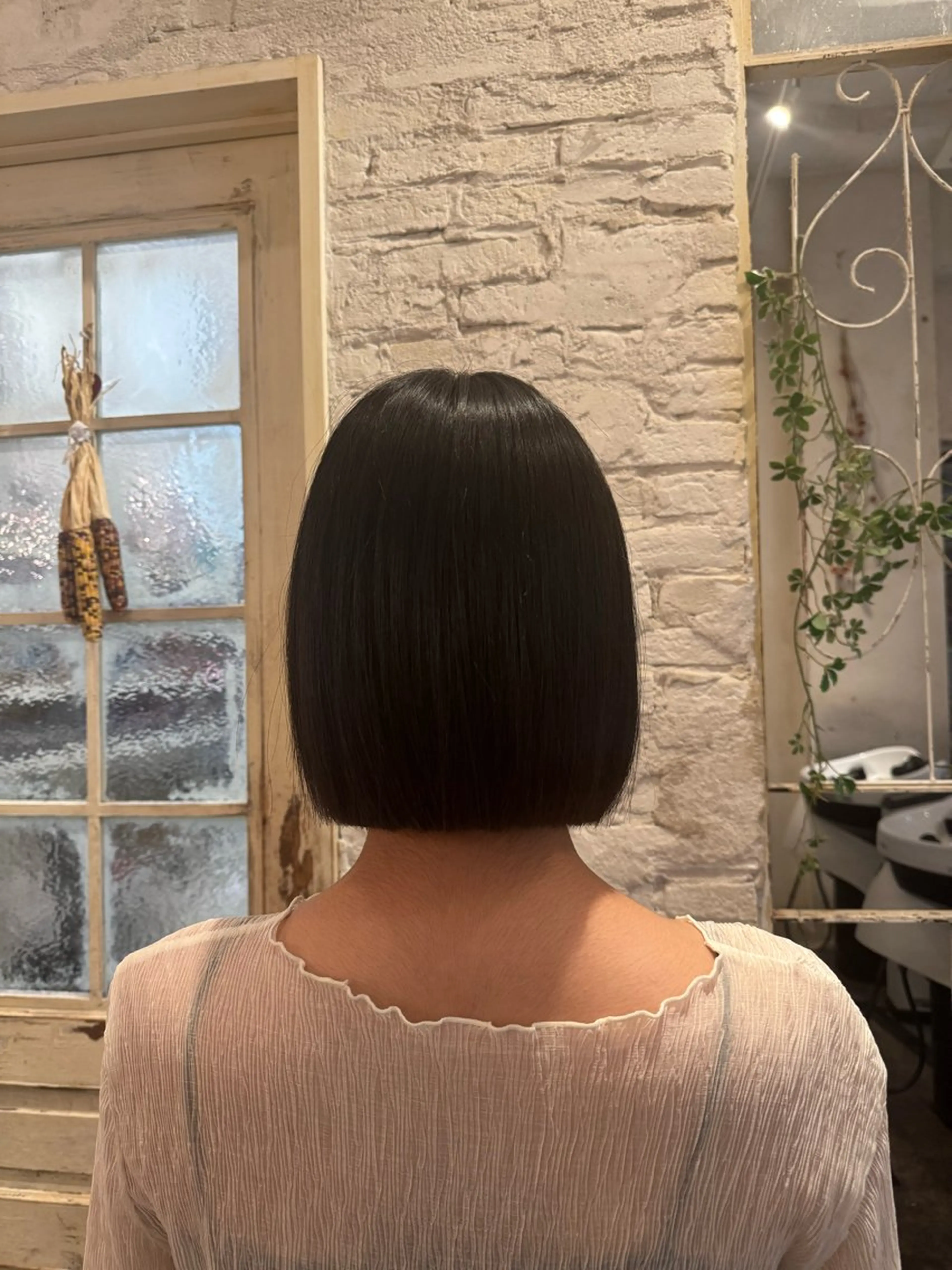 ミディアム 小村 理音のヘアスタイル