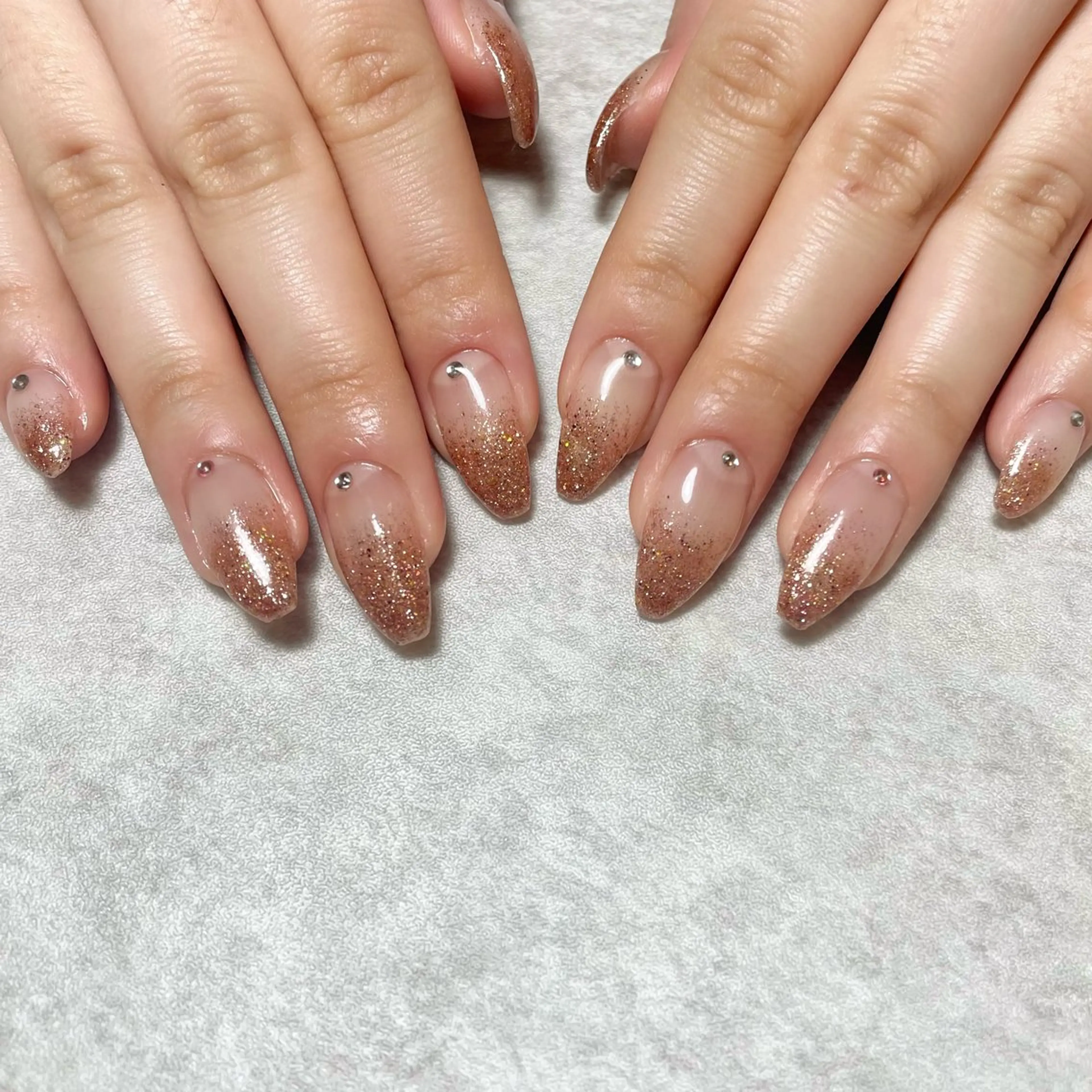 ネイル ハンドネイル 佐藤 芽衣のネイルデザイン