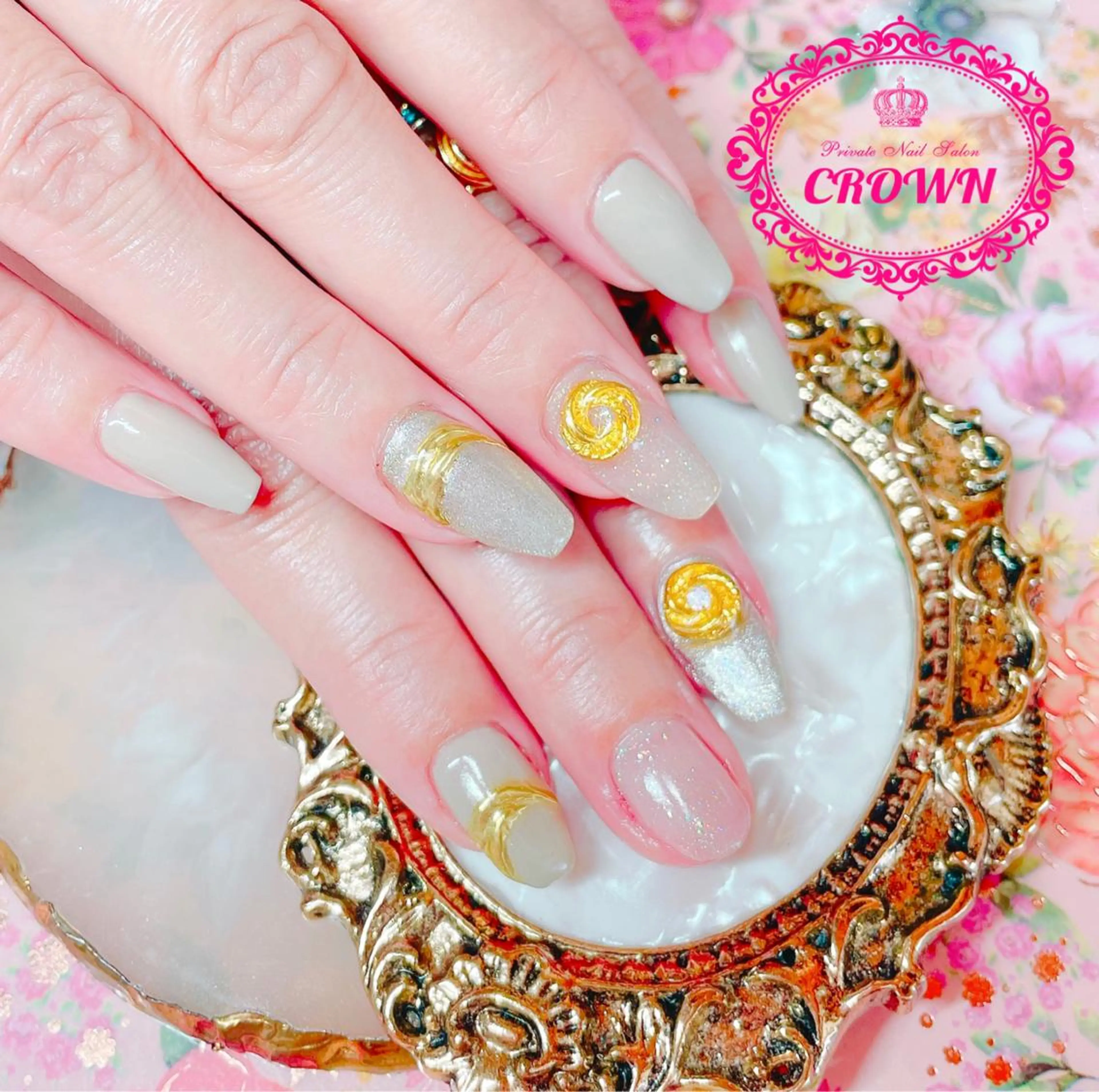 ネイル CROWN プライベートサロンのネイルデザイン