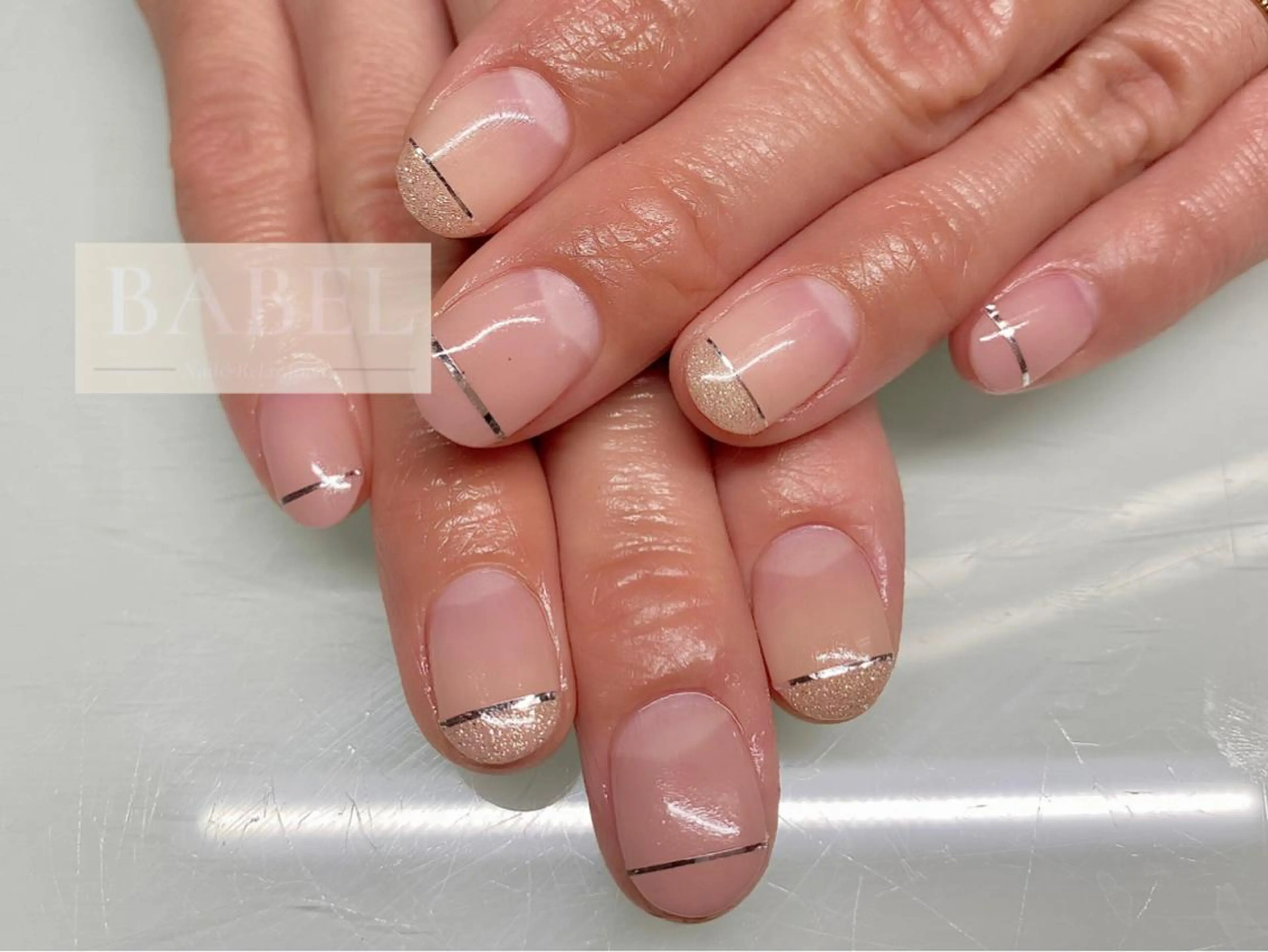 ネイル アートネイル ジェルネイル オフィスネイル ショートネイル ハンドネイル BABELバベル所属・江戸川橋✨BABEL 【バベル】大人可愛いのネイルデザイン