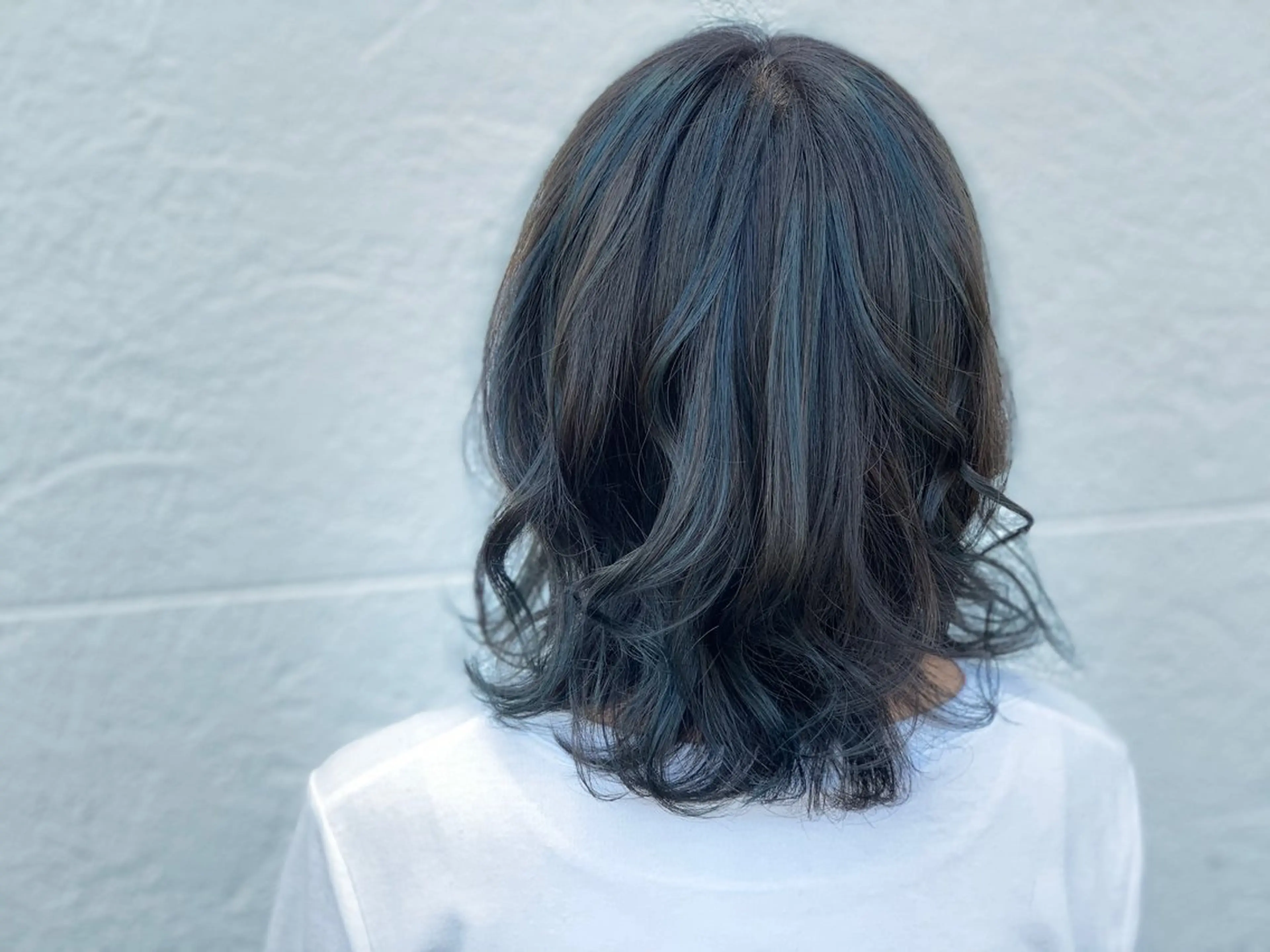 ミディアム 新宅 綾乃のヘアスタイル