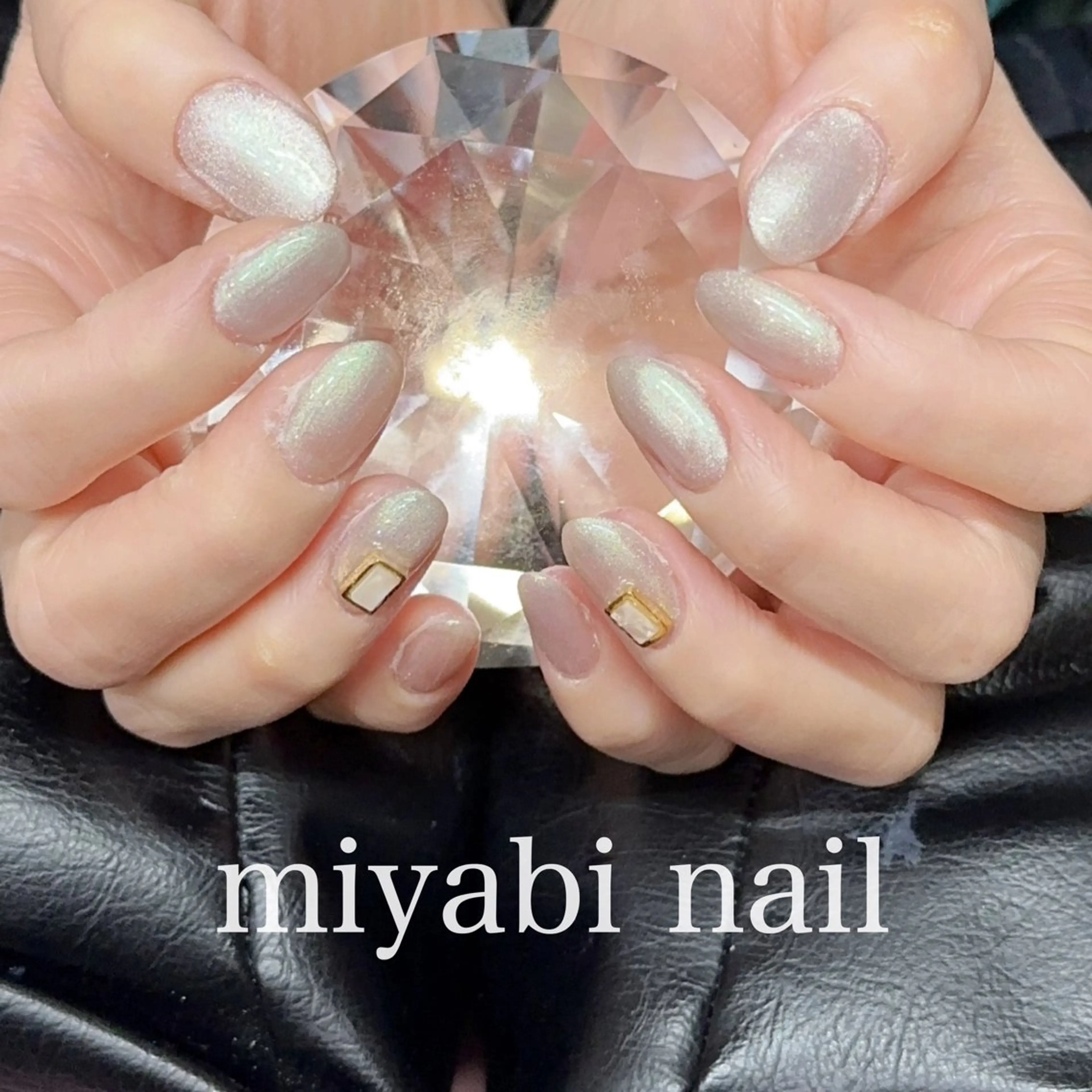 ネイル ジェルネイル グリーン マグネットネイル 大理石ネイル(マーブル) 持ち込み ハンドネイル miyabi nail 桂川駅近くのネイルデザイン