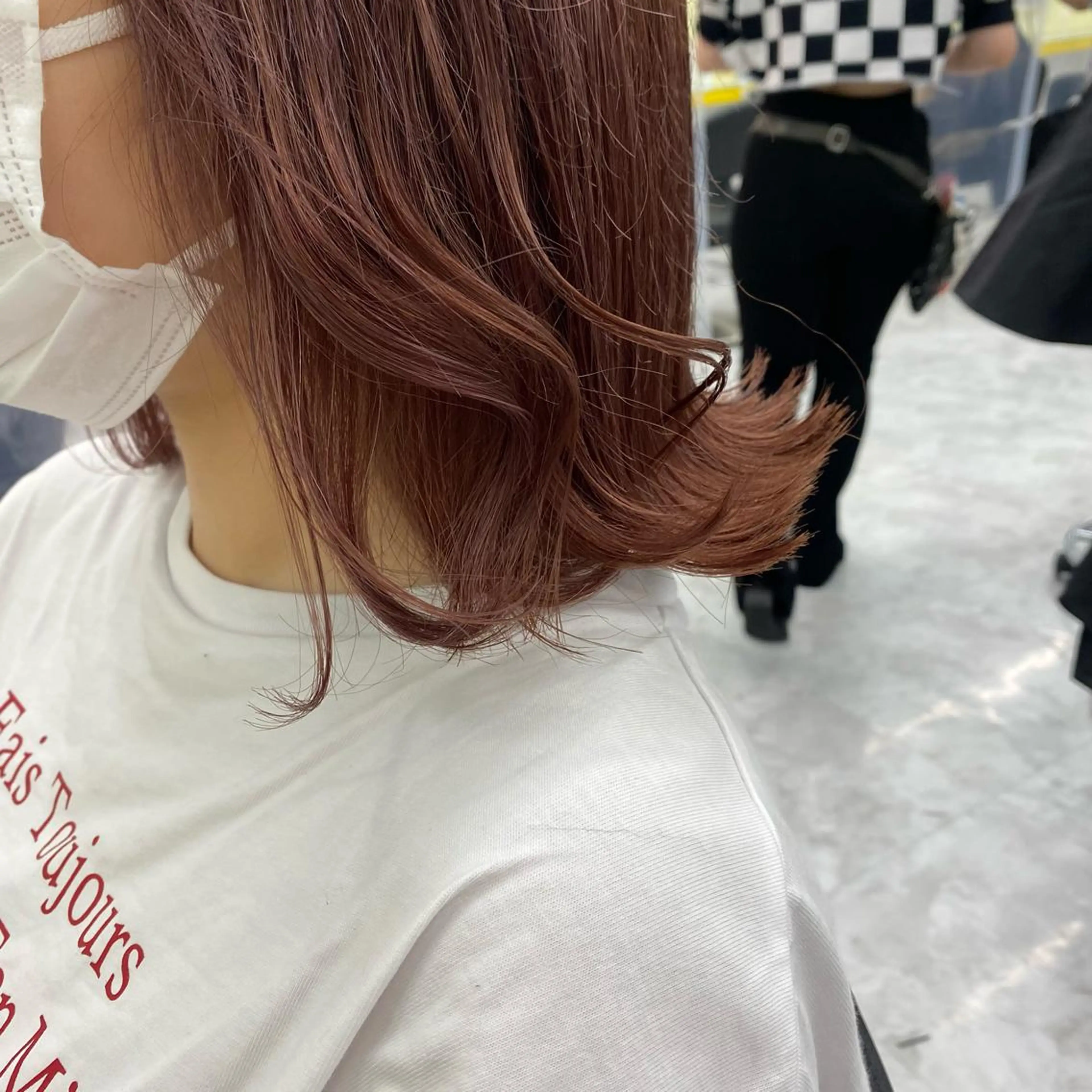 セミロング カラー ヘアアレンジ ヘアカラー トリートメント mai🍑暖色カラー /レイヤー💖のヘアスタイル