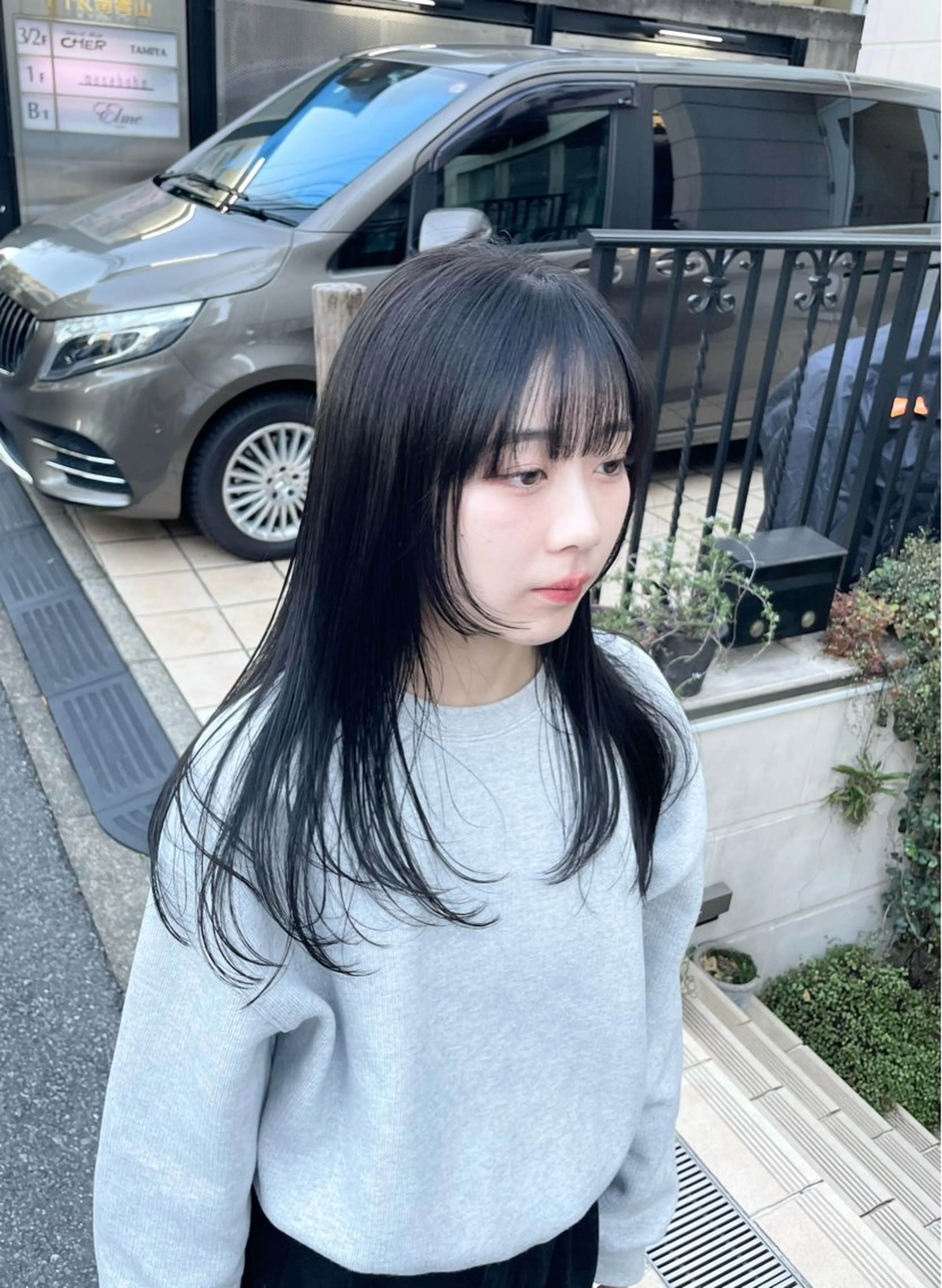 ロング カラー 透明感カラー グレージュ オリーブグレージュ オリーブグレー 髪質改善 【お洒落パーマ】 Elme　肥塚康汰郎のヘアスタイル