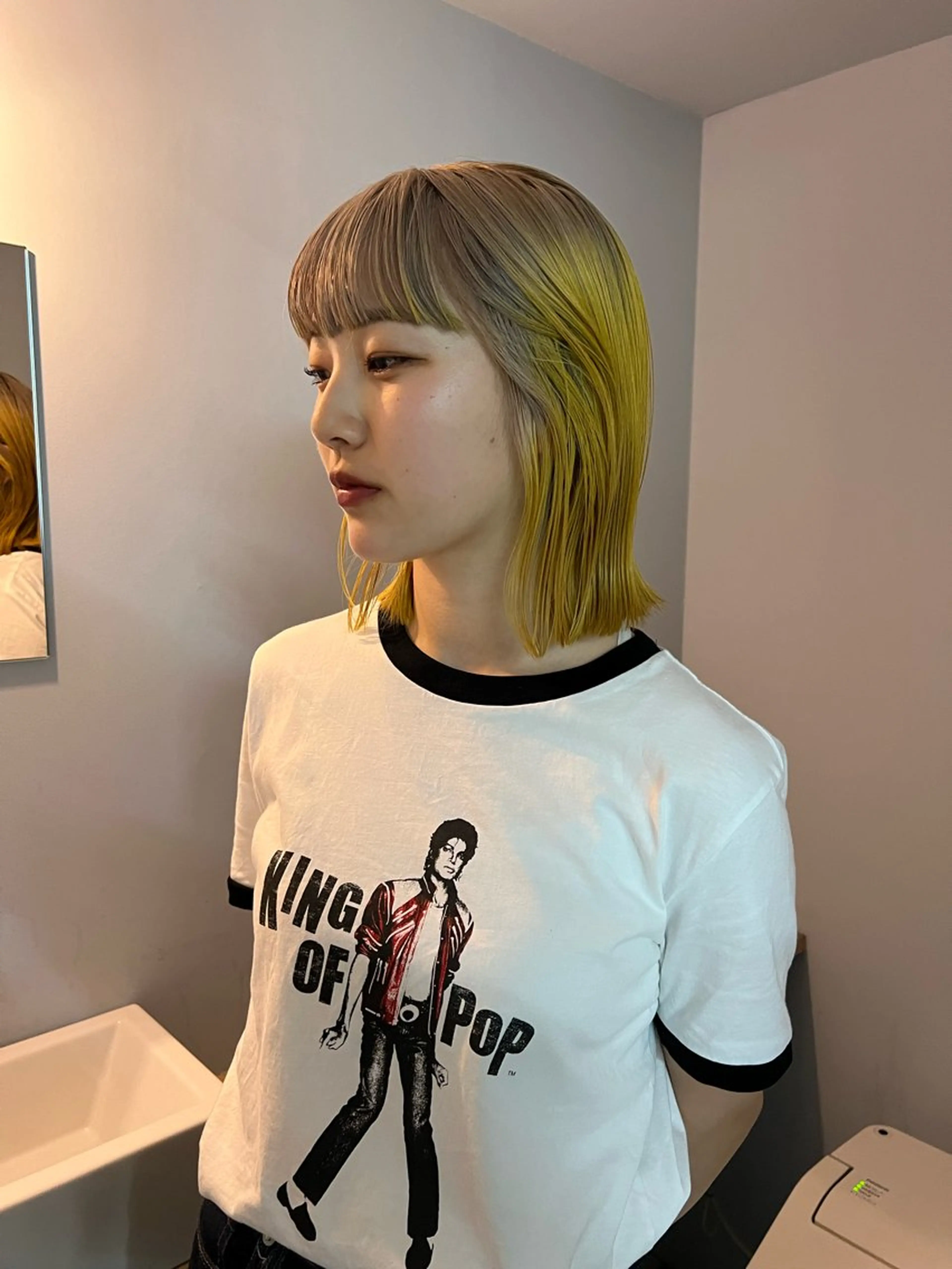 ミディアム 舟橋耀/ブリーチカラ ー/レイヤーカットのヘアスタイル