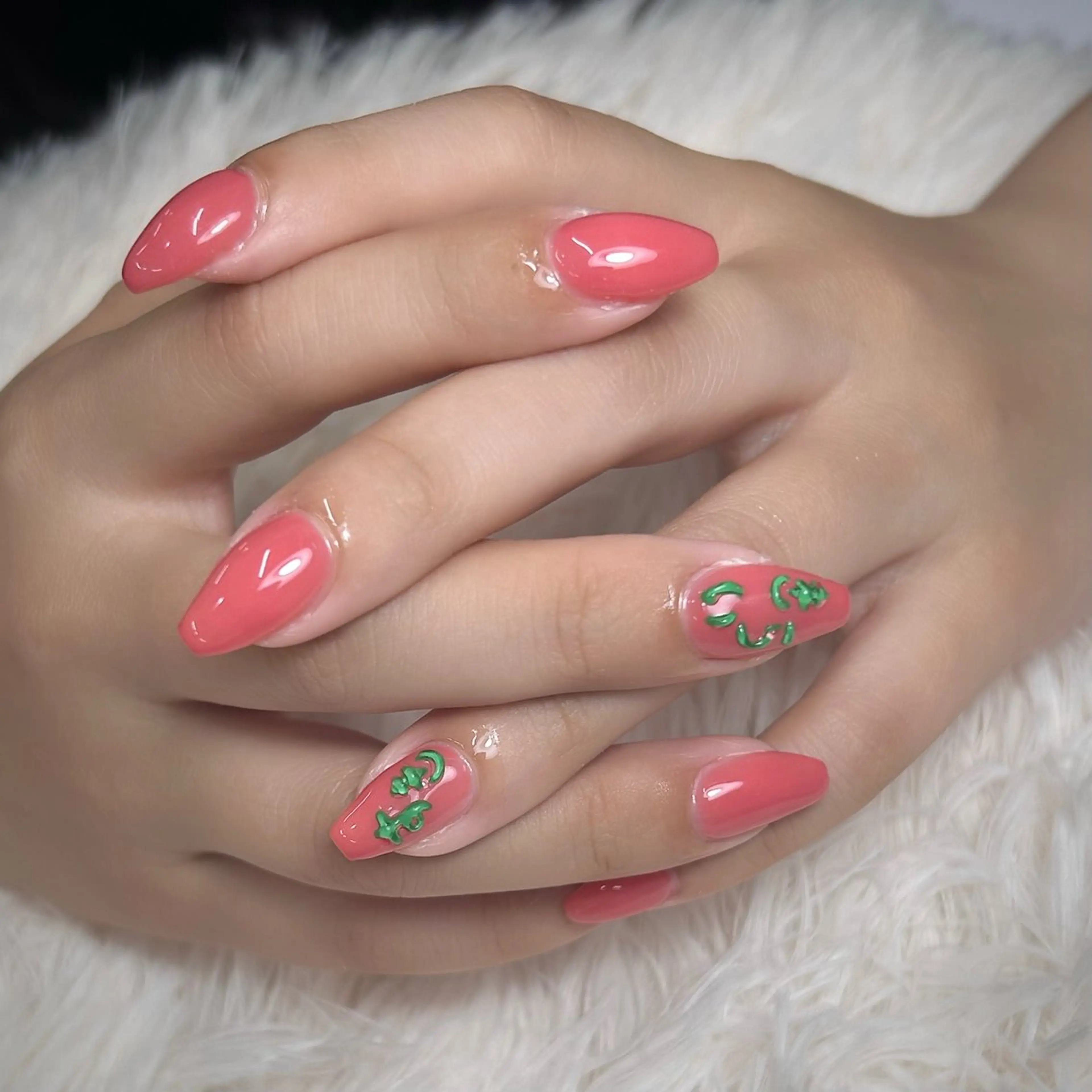 ネイル ハンドネイル ANNE綾瀬店 eriのネイルデザイン