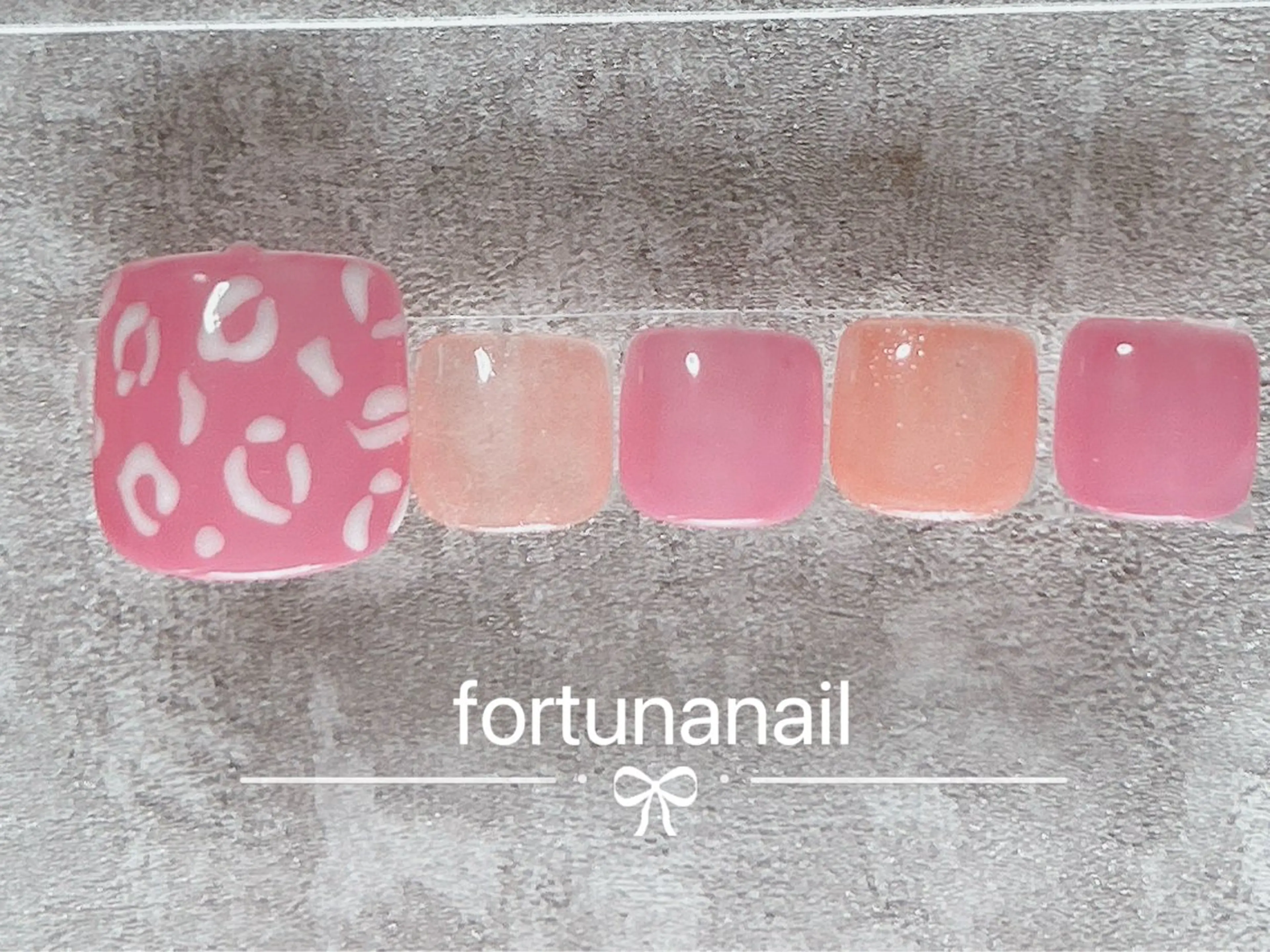 ネイル フットネイル Nail •Head スパFortunaのネイルデザイン