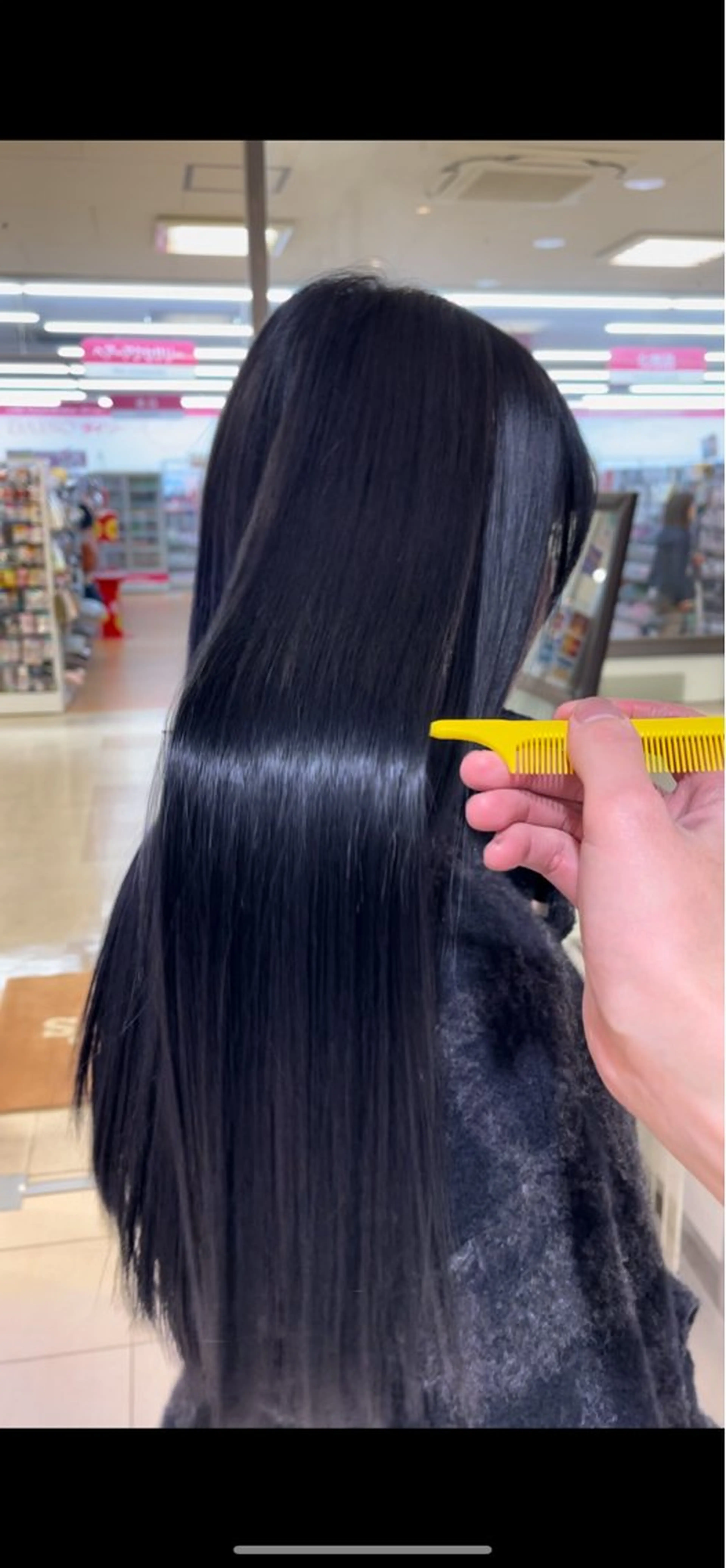 韓国風🇰🇷赤みを抑えたブルーブラックカラー+カット🇰🇷の写真