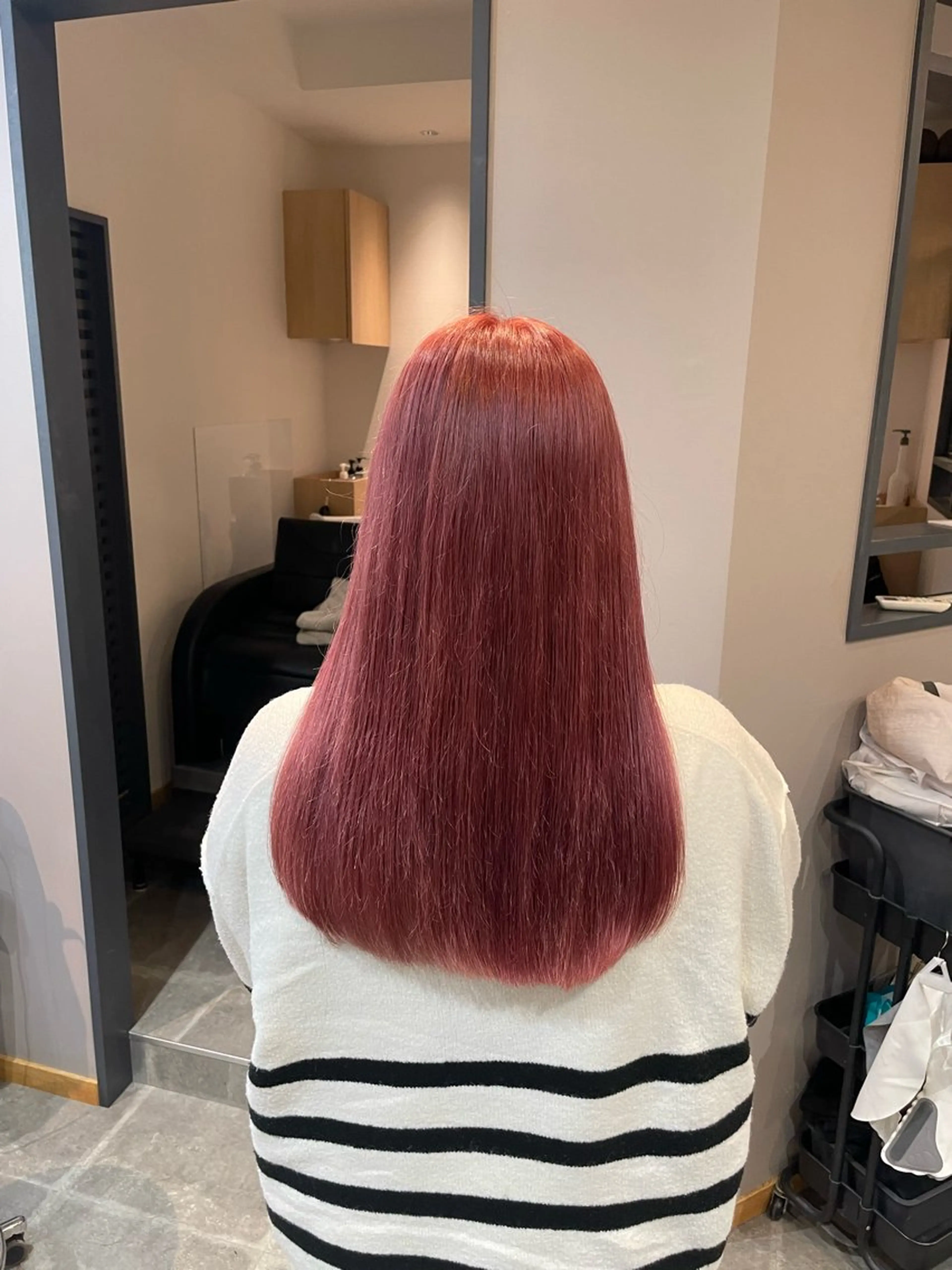 ロング カラー カット ヘアカラー トリートメント 西村 れいのヘアスタイル