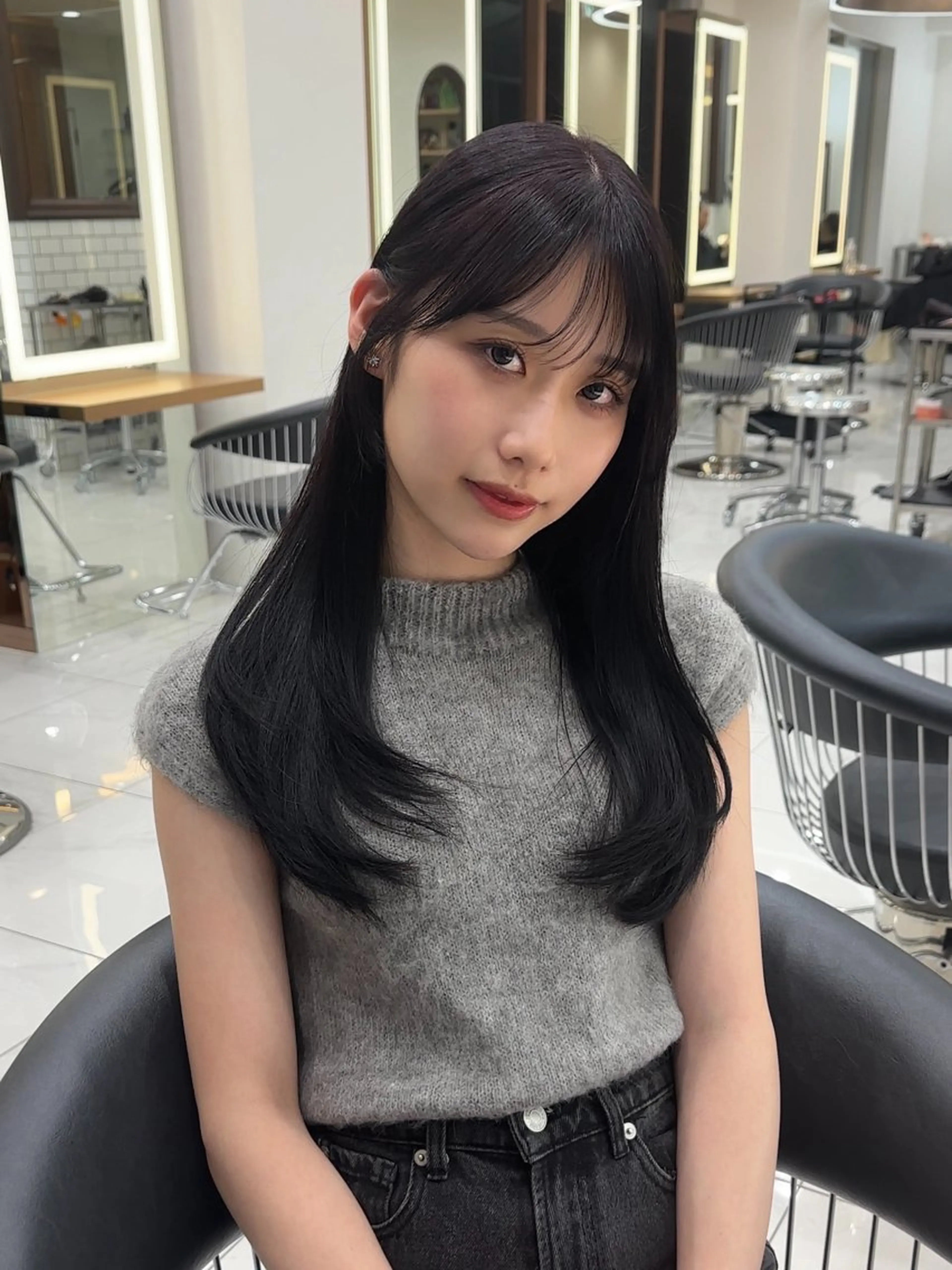 ロング レイヤーカット 柳堀 日菜のマツエク・マツパデザイン