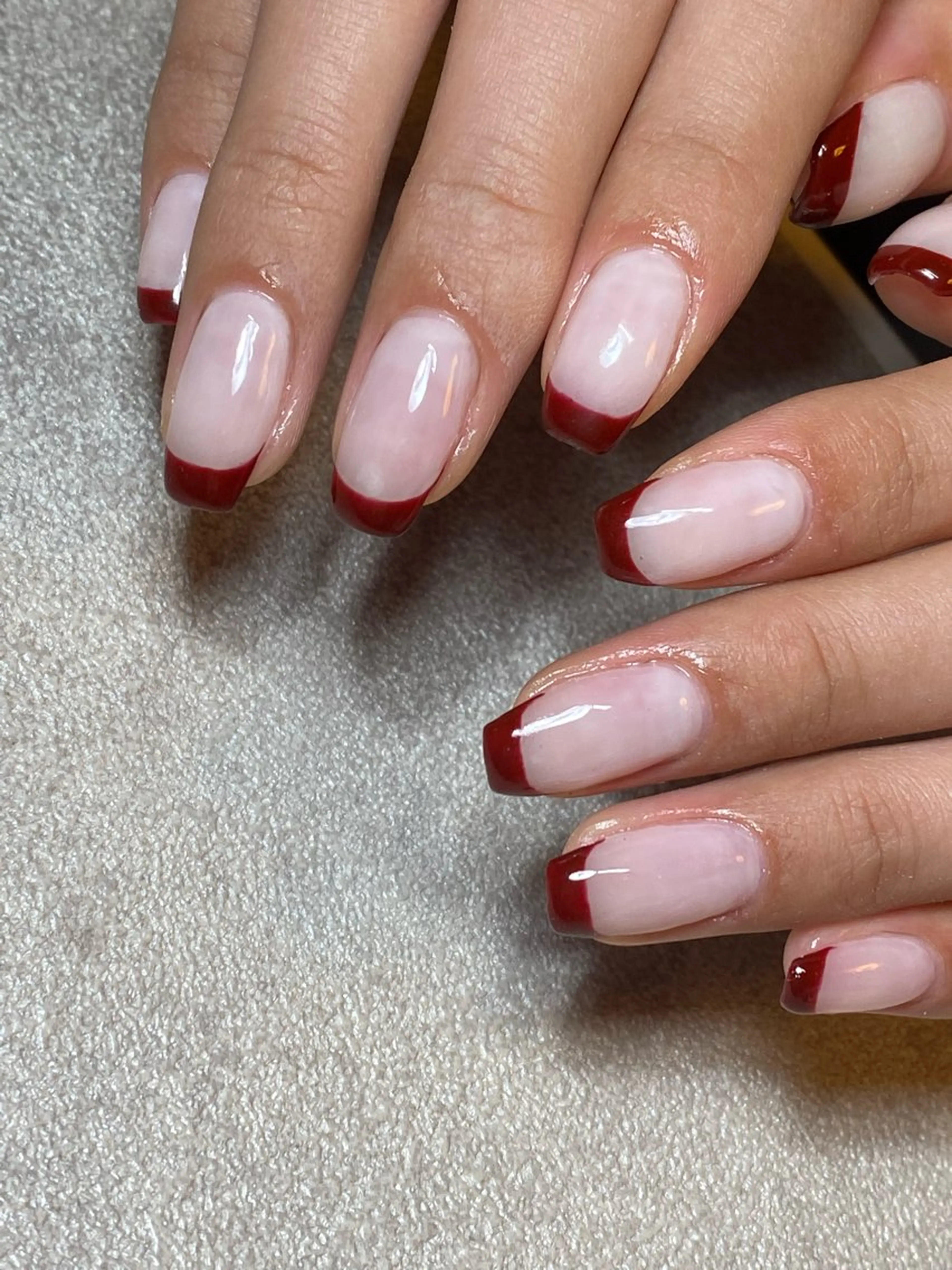 ネイル フレンチネイル 赤色 ハンドネイル LIll nailのネイルデザイン