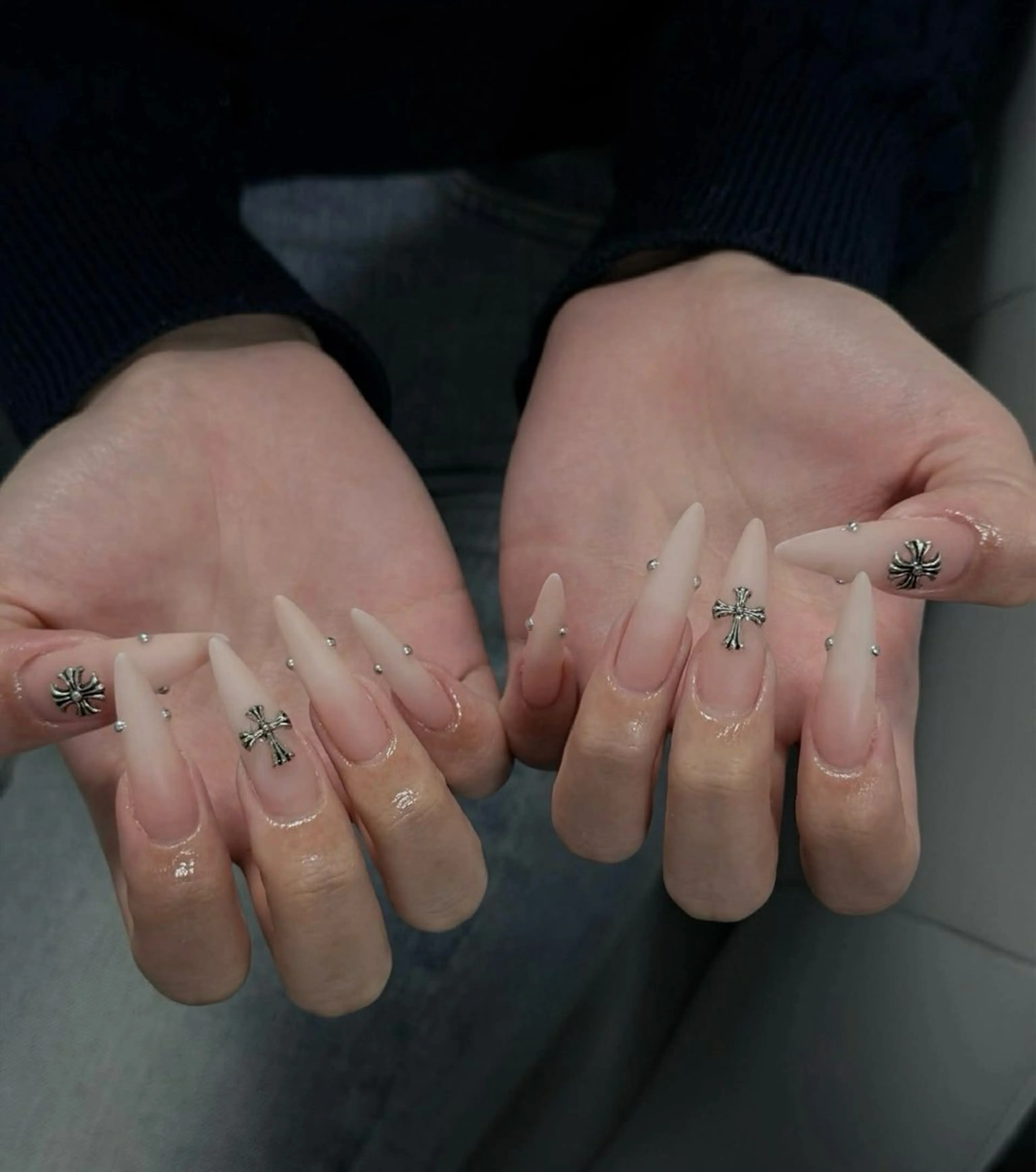 ネイル オーロラネイル クリアネイル 成人式 フラッシュネイル ジェルネイル ハンドネイル Amee Nail Salonのネイルデザイン