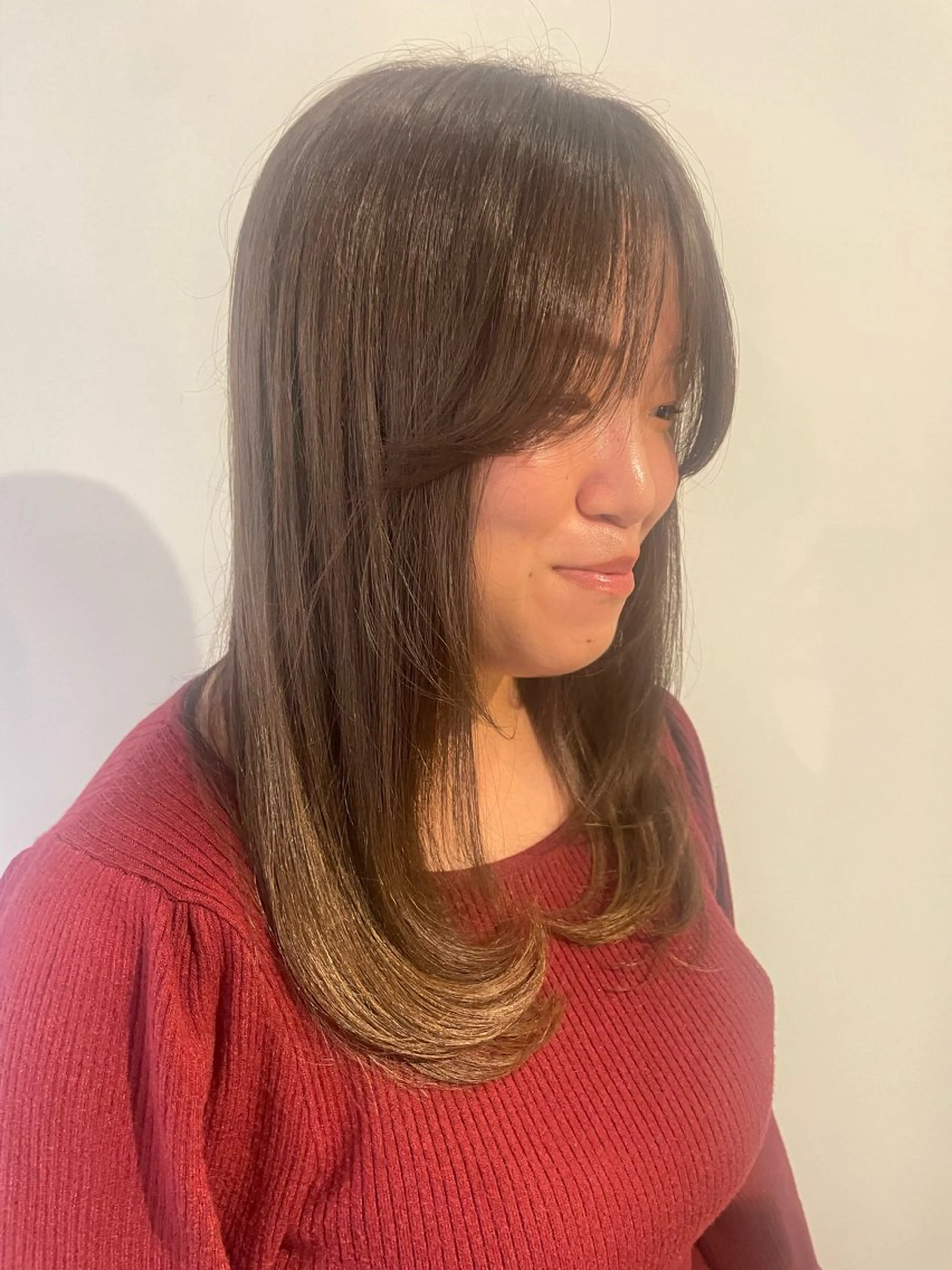ロング カラー 透明感カラー グレージュ レイヤーカット カット ヘアカラー トリートメント しのはら まどかのヘアスタイル