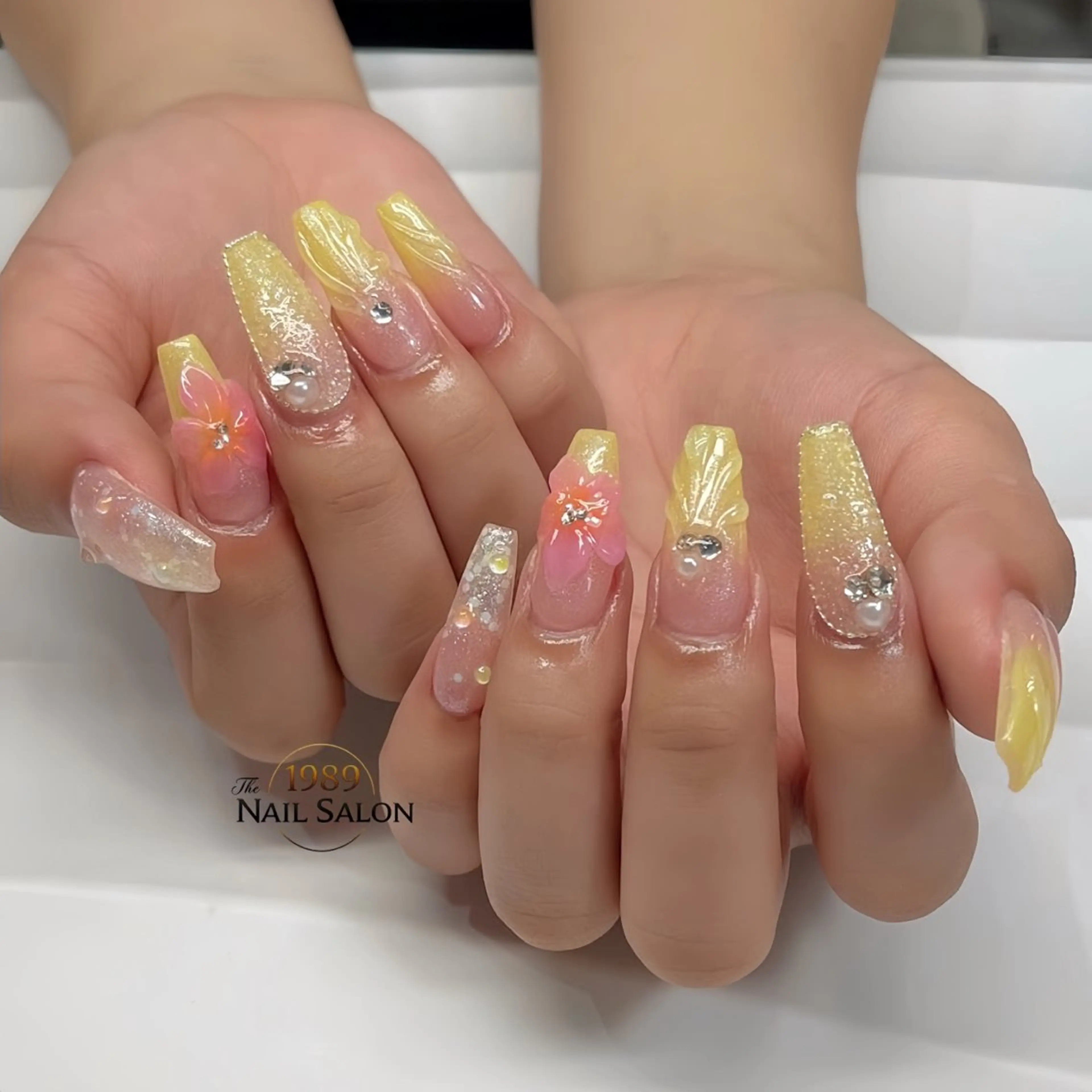 ネイル ハンドネイル The 1989 Nail Salonのネイルデザイン